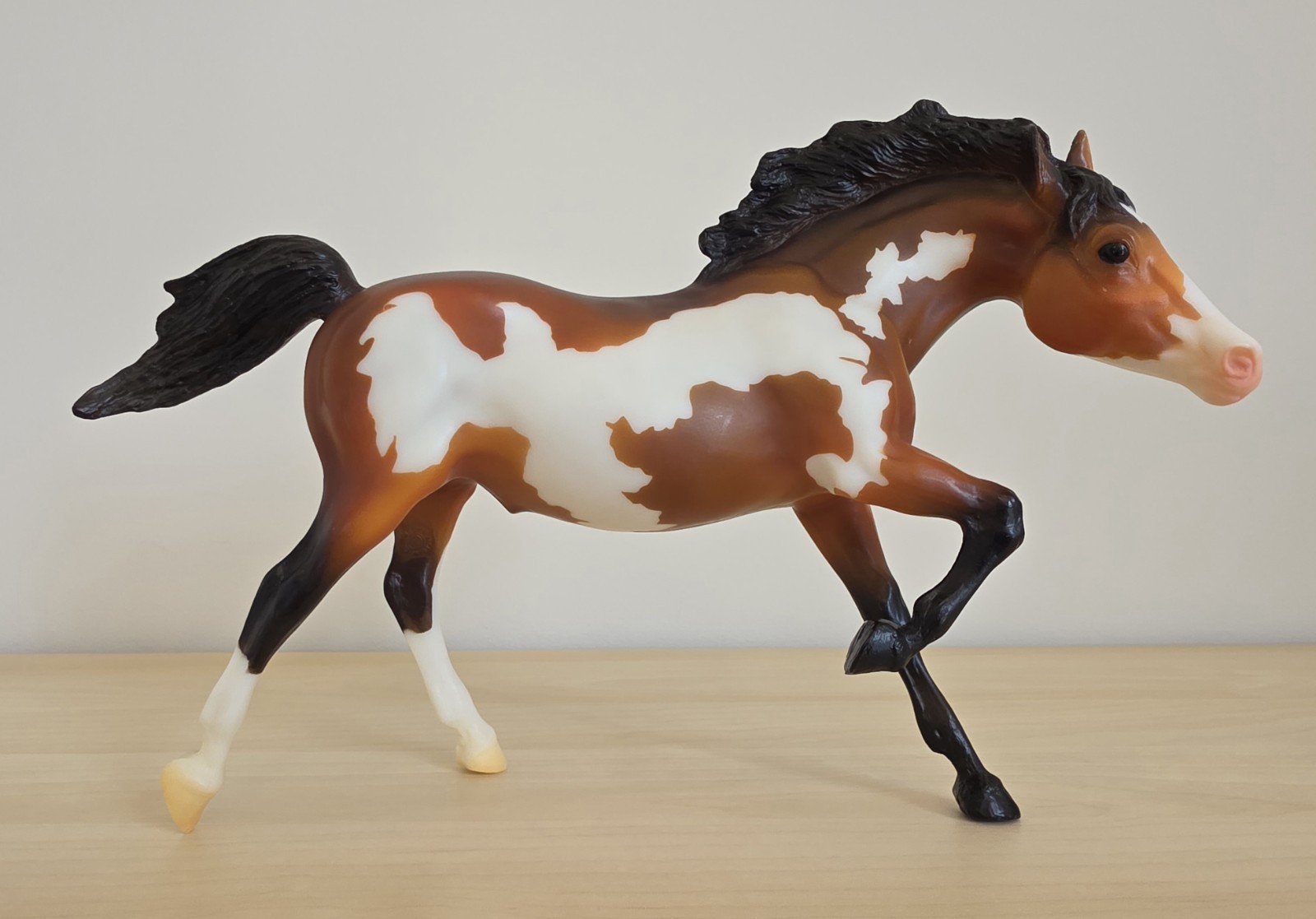 Breyer Traditional Model Horse GREAT SPIRIT OF THE MIGHTY EAGLE III #410703 HTF Breyer Traditional Model Horse GREAT SPIRIT OF THE MIGHTY EAGLE III #410703 HTF