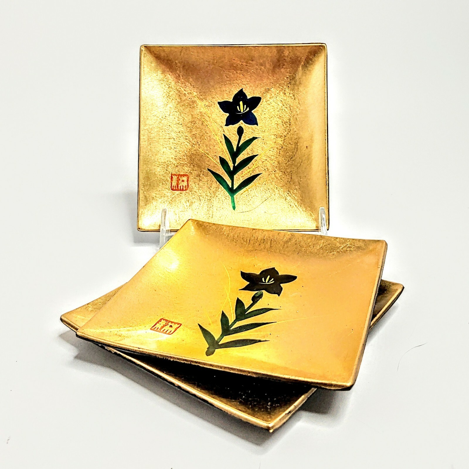 3 Japanese Yamanaka Lacquerware Gold Leaf Lacquer Plates 4 1/2\