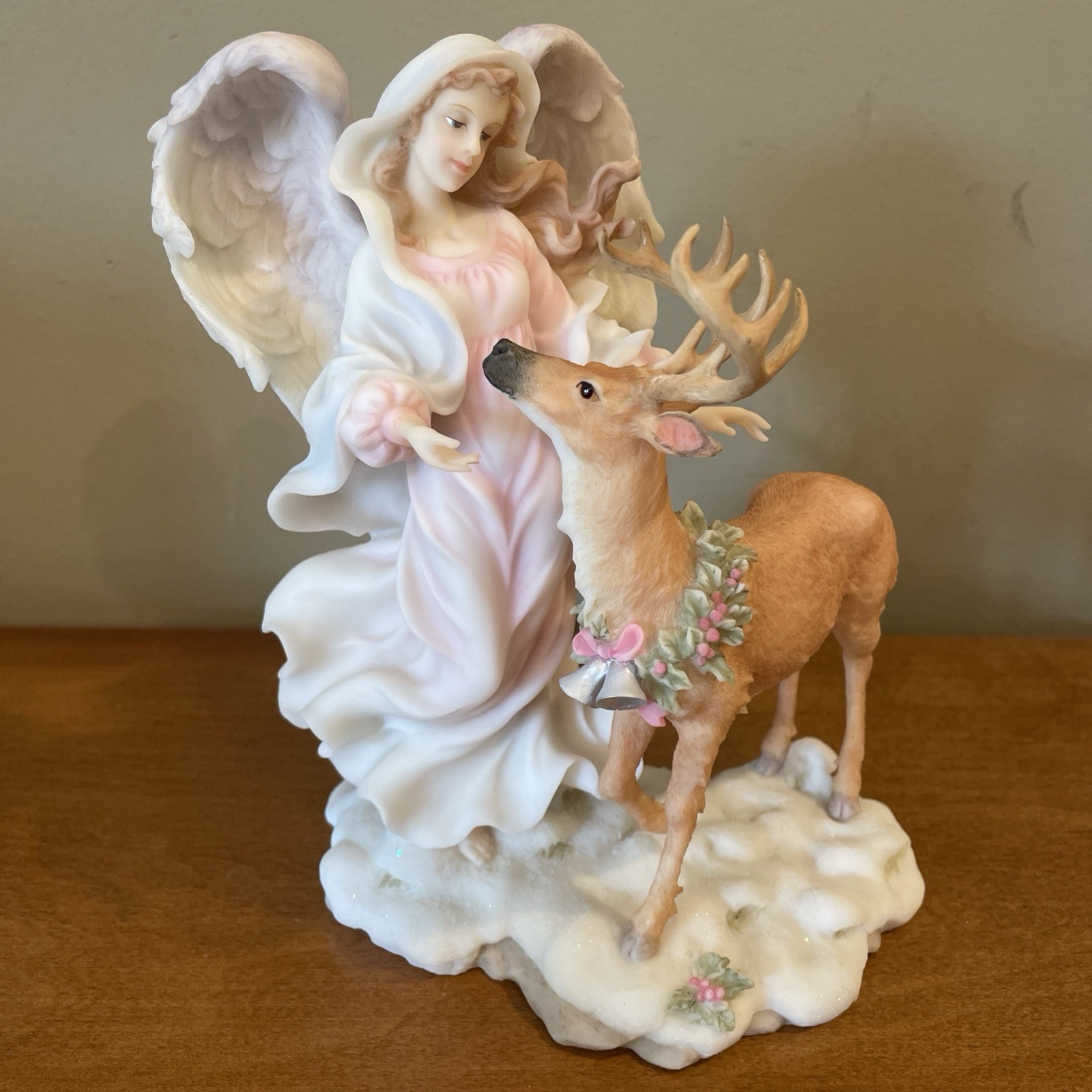 Vintage Roman Inc Seraphim Classics Lauren Christmas Spirit 2002 8” X 6”  X 4”
