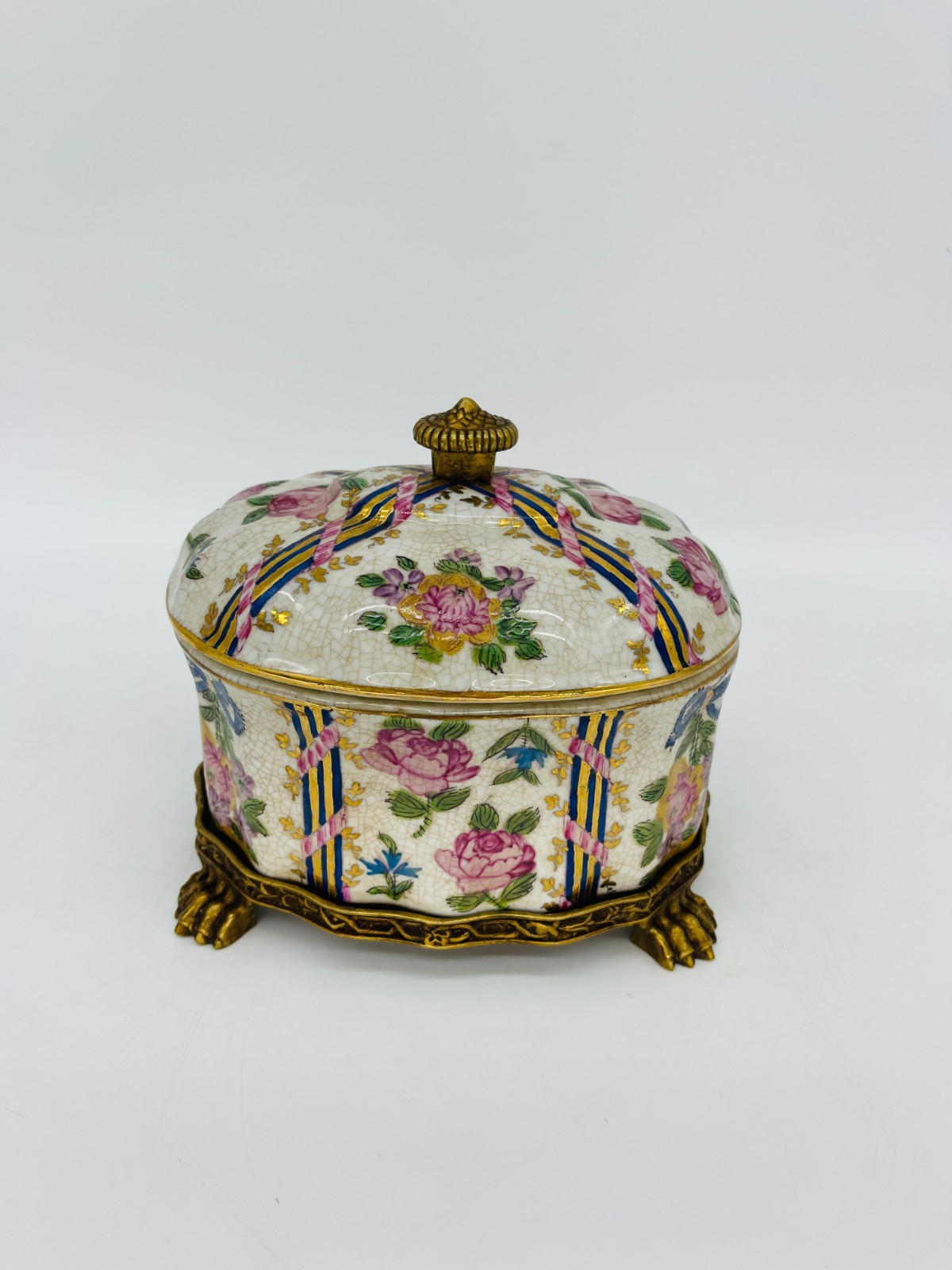 Vintage United Wilson 1897 JUWC Pink Floral Crackle Porcelain & Gilt Trinket Box Vintage United Wilson 1897 JUWC Pink Floral Crackle Porcelain & Gilt Trinket Box