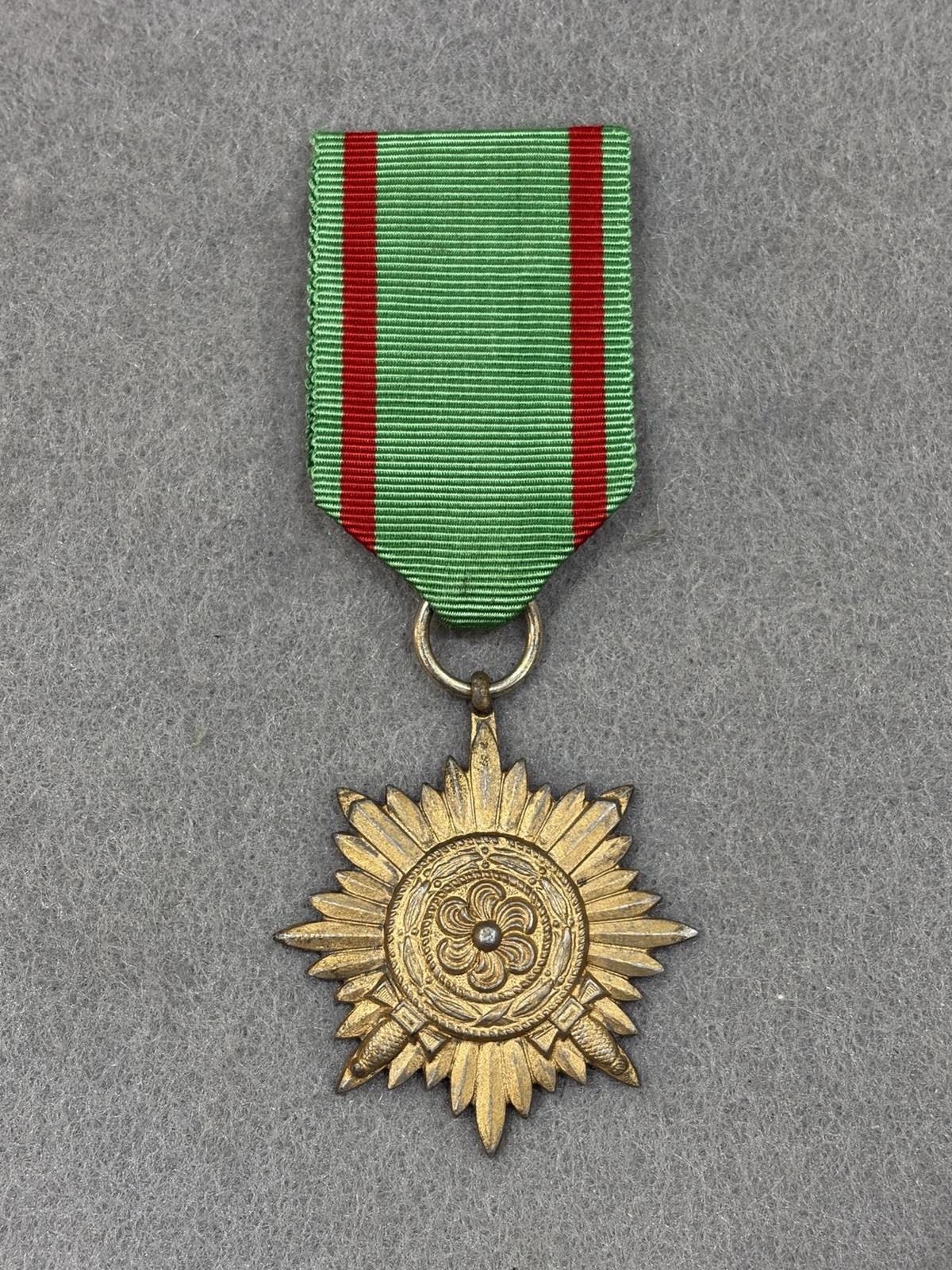WW2 WWII German Ostvolk “Eastern Peoples” Medal 2nd Class In Gold - Pin Badge