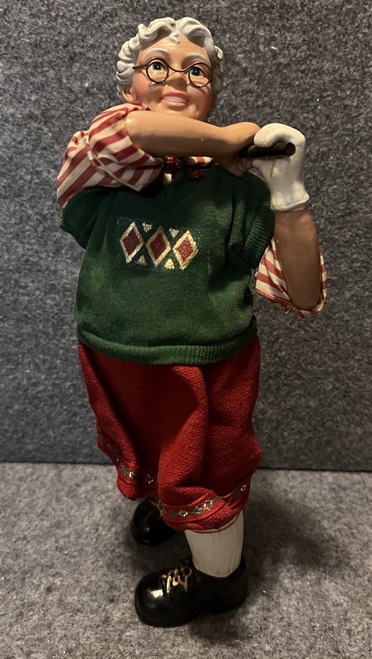 VNTG 1999 Clothtique Possible Dreams Mrs. Claus Golfing While Santa\'s Away