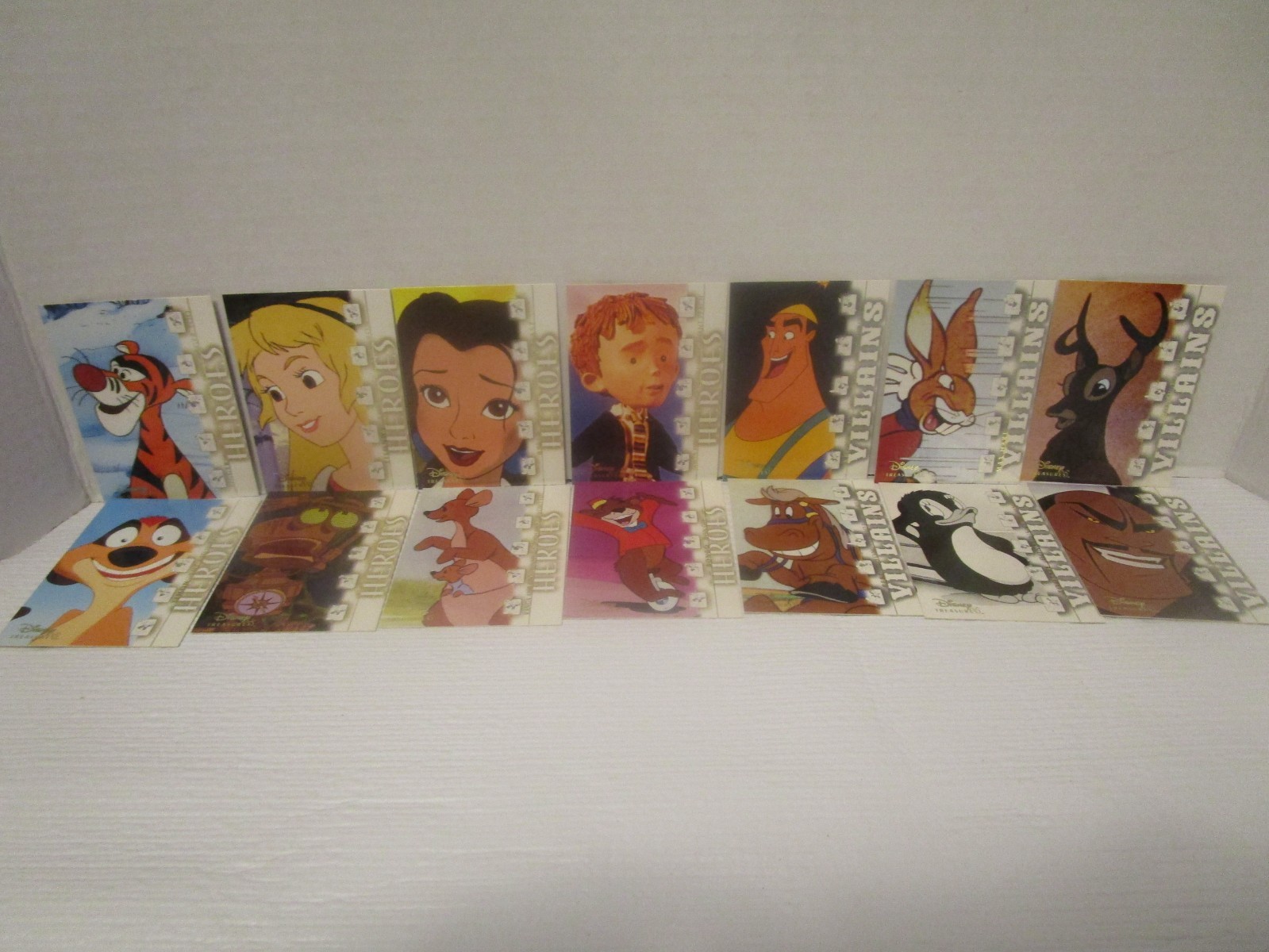 Walt Disney Treasures Heroes and Villains Trading Cards 2003 Upper Deck Lot 14