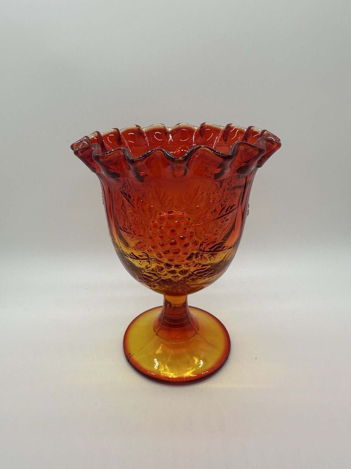 Vintage L.E. Smith Amberina Ruffled Edge Pedestal Dish Grape Pattern Cadmium UV