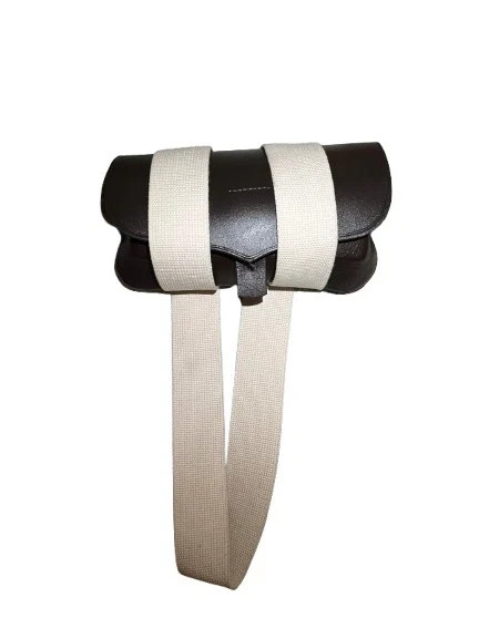 Revolutionary War-Style Brown Leather Cartridge Box with Cream Shoulder Belt Revolutionary War-Style Brown Leather Cartridge Box with Cream Shoulder Belt