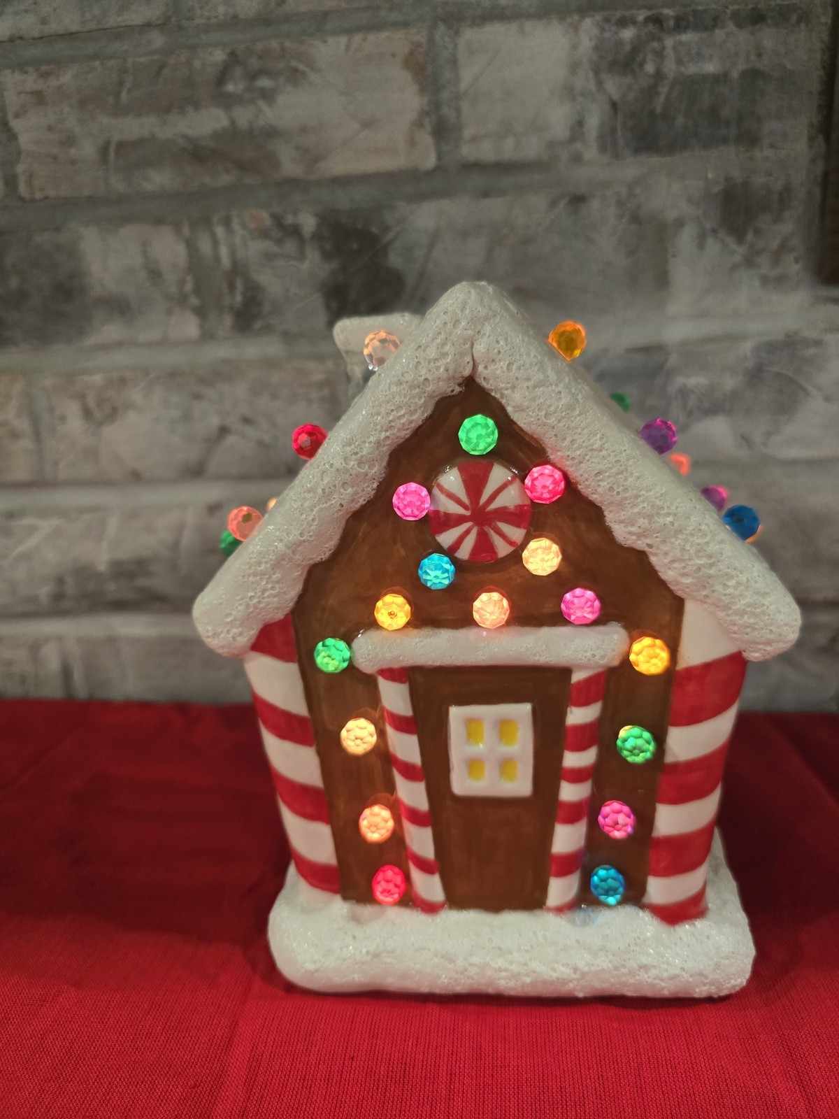 Christmas Gingerbread House w Lights & Ceramic 7.25