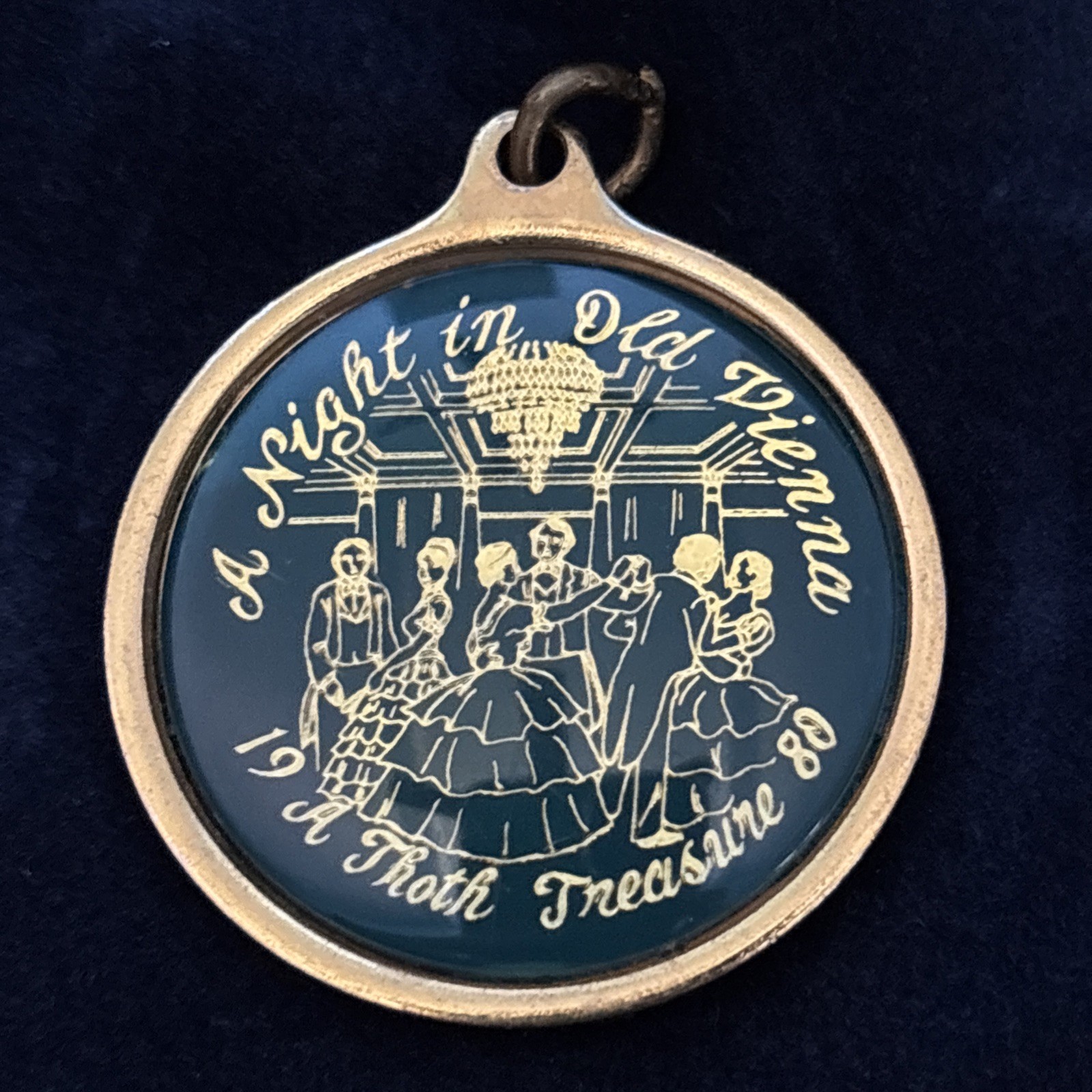 Vintage 1980 Krewe Of Thoth Mardi Gras Ball Favor Adler Pendant- New Orleans