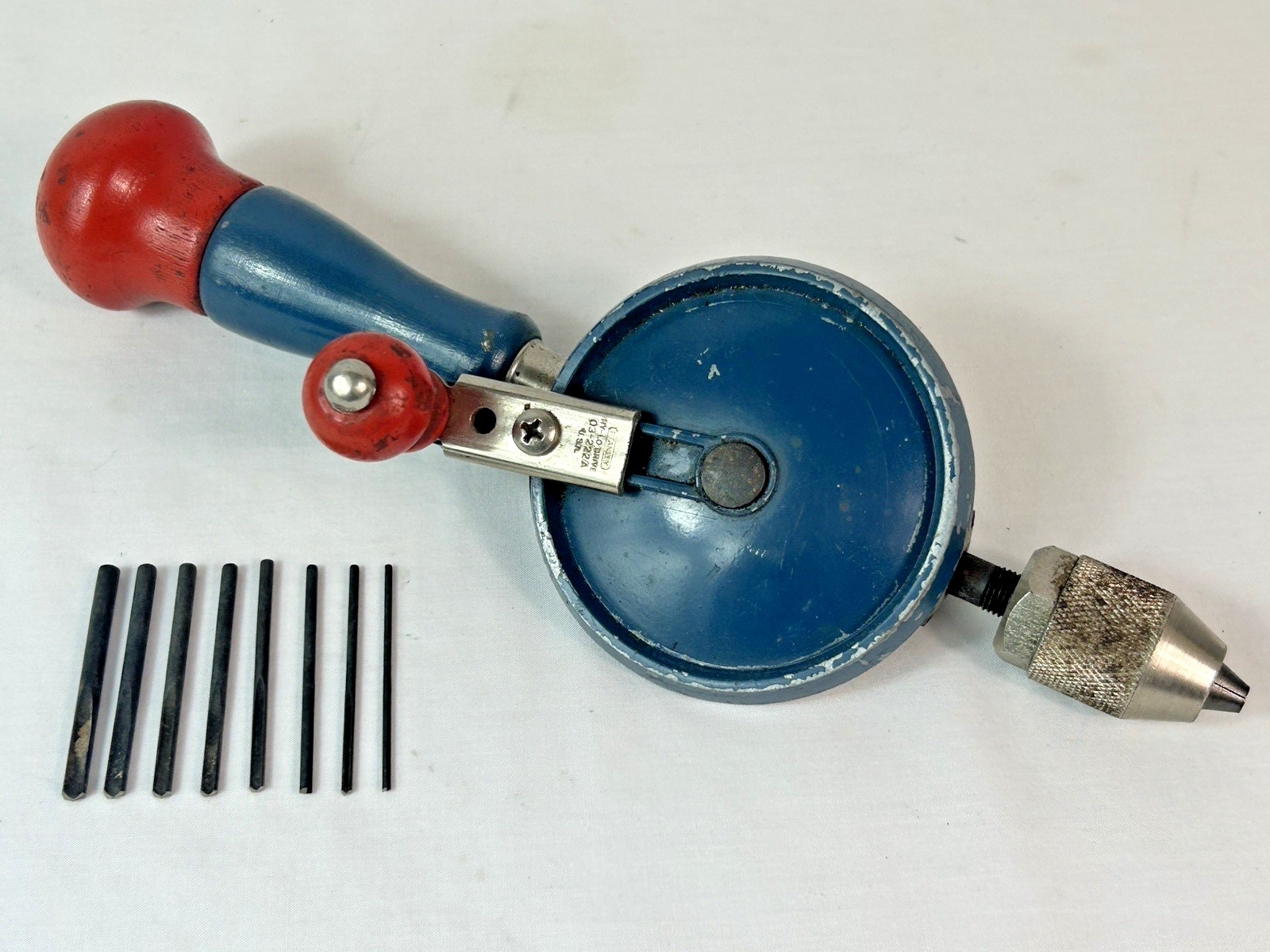 Vintage Stanley Hy-Lo Hand Crank Drill #03-222A Wood Handle Red Blue All 8 Bits