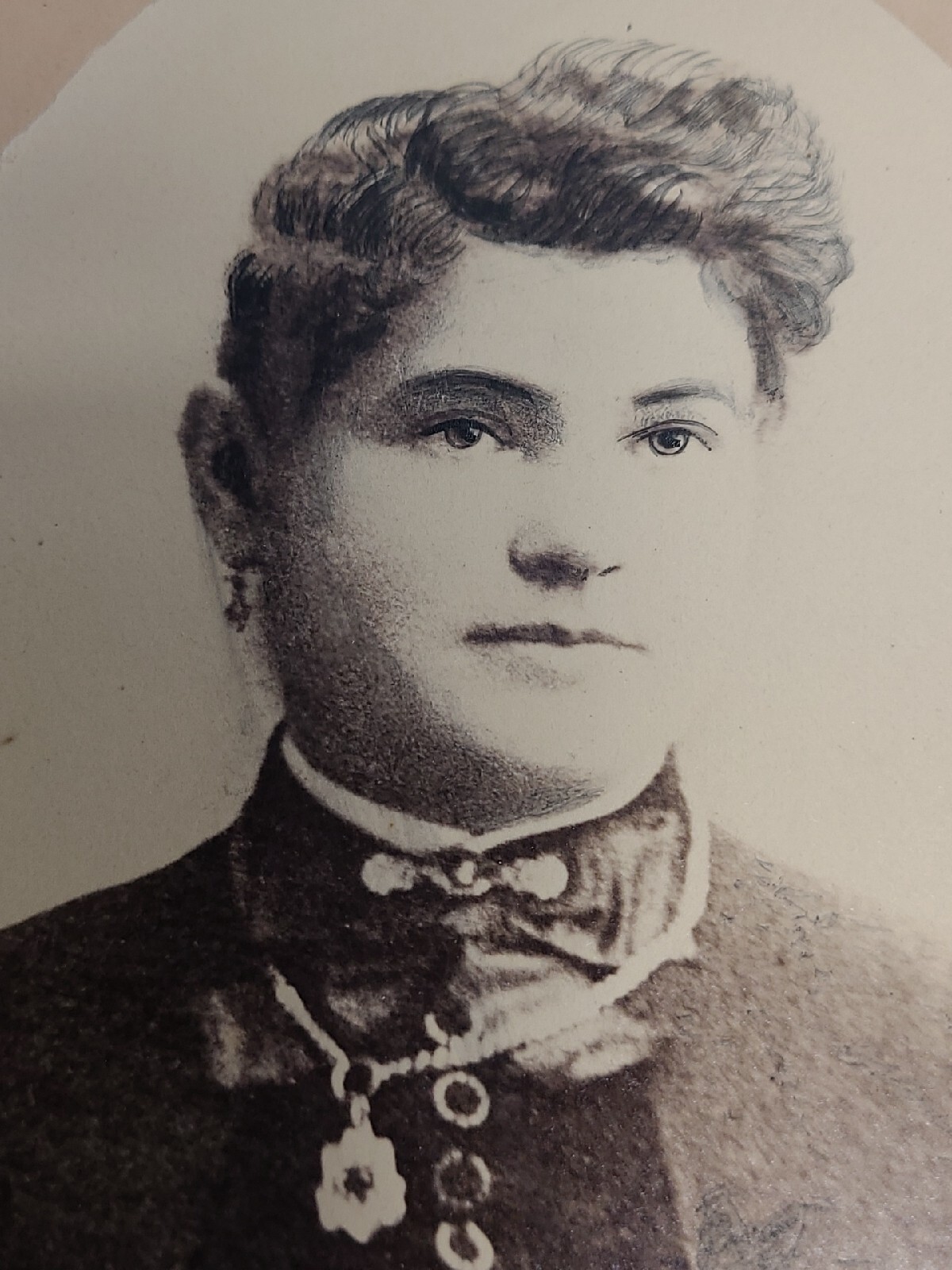 Antique Victorian American Young Beauty Photo.
