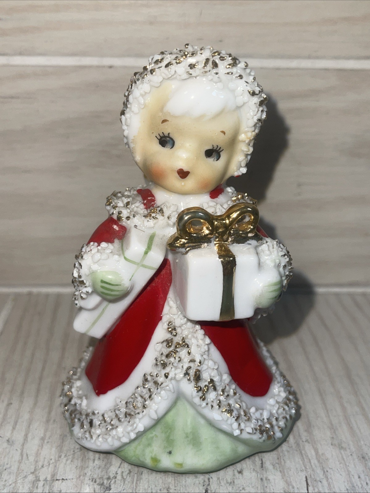 Vintage Lefton Angel Bell Figurine Holding Christmas Gift Ceramic Spaghetti Trim Vintage Lefton Angel Bell Figurine Holding Christmas Gift Ceramic Spaghetti Trim