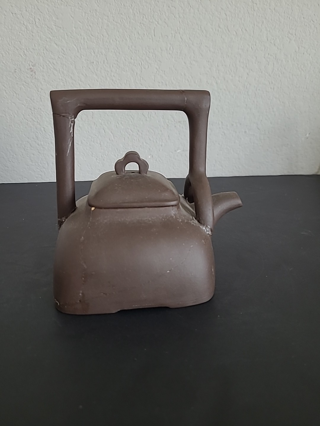 Antique  Chinese Yixing Zisha Clay Tea Pot