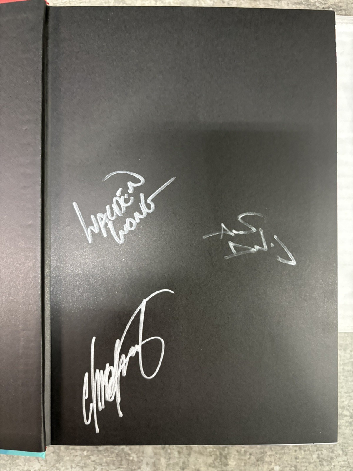 X-Men: Days of Future Past Marvel Comics 2014 Hardcover First Printing Signed 4X