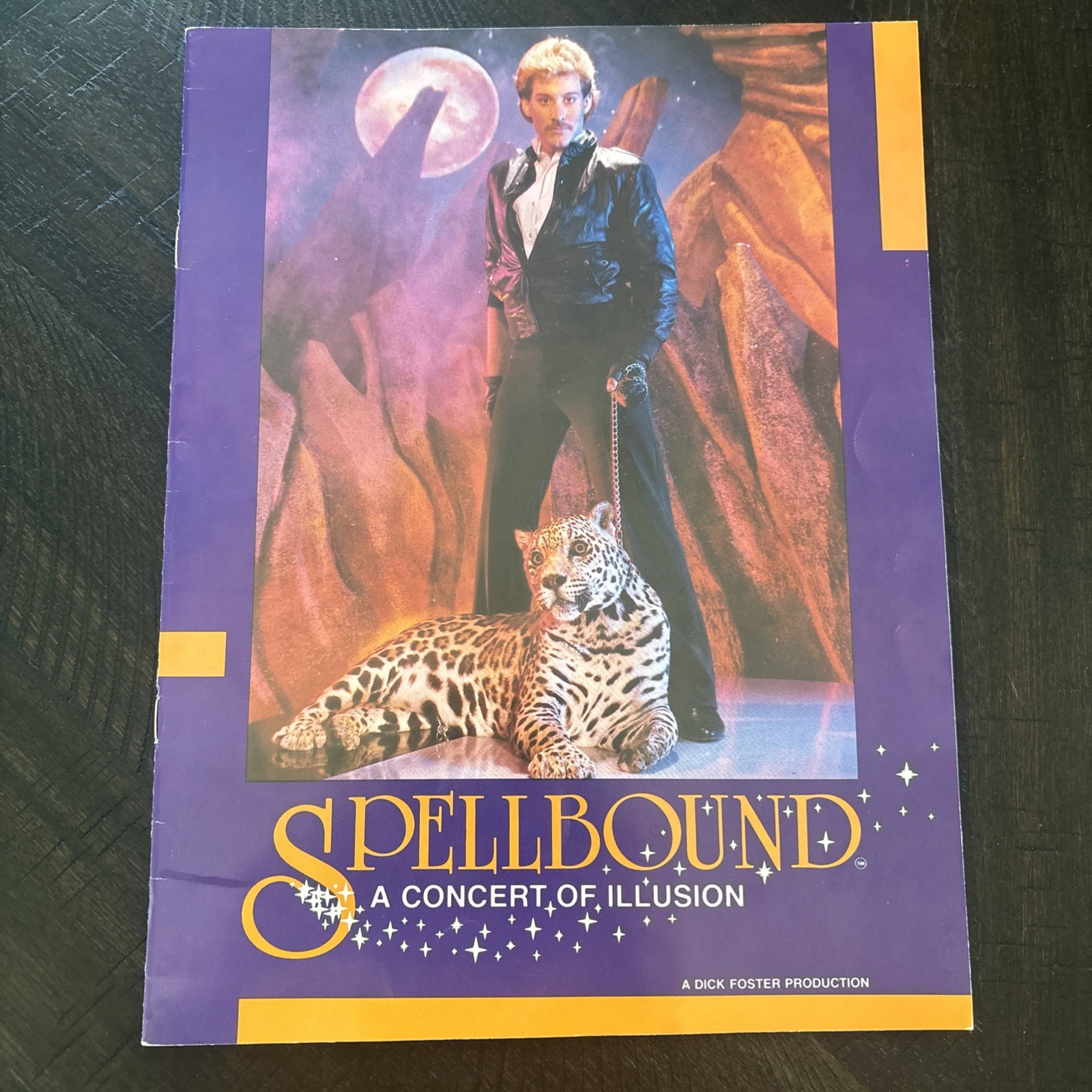 Vintage 1987 Spellbound Souvenir Program From Knotts Berry Farm. 