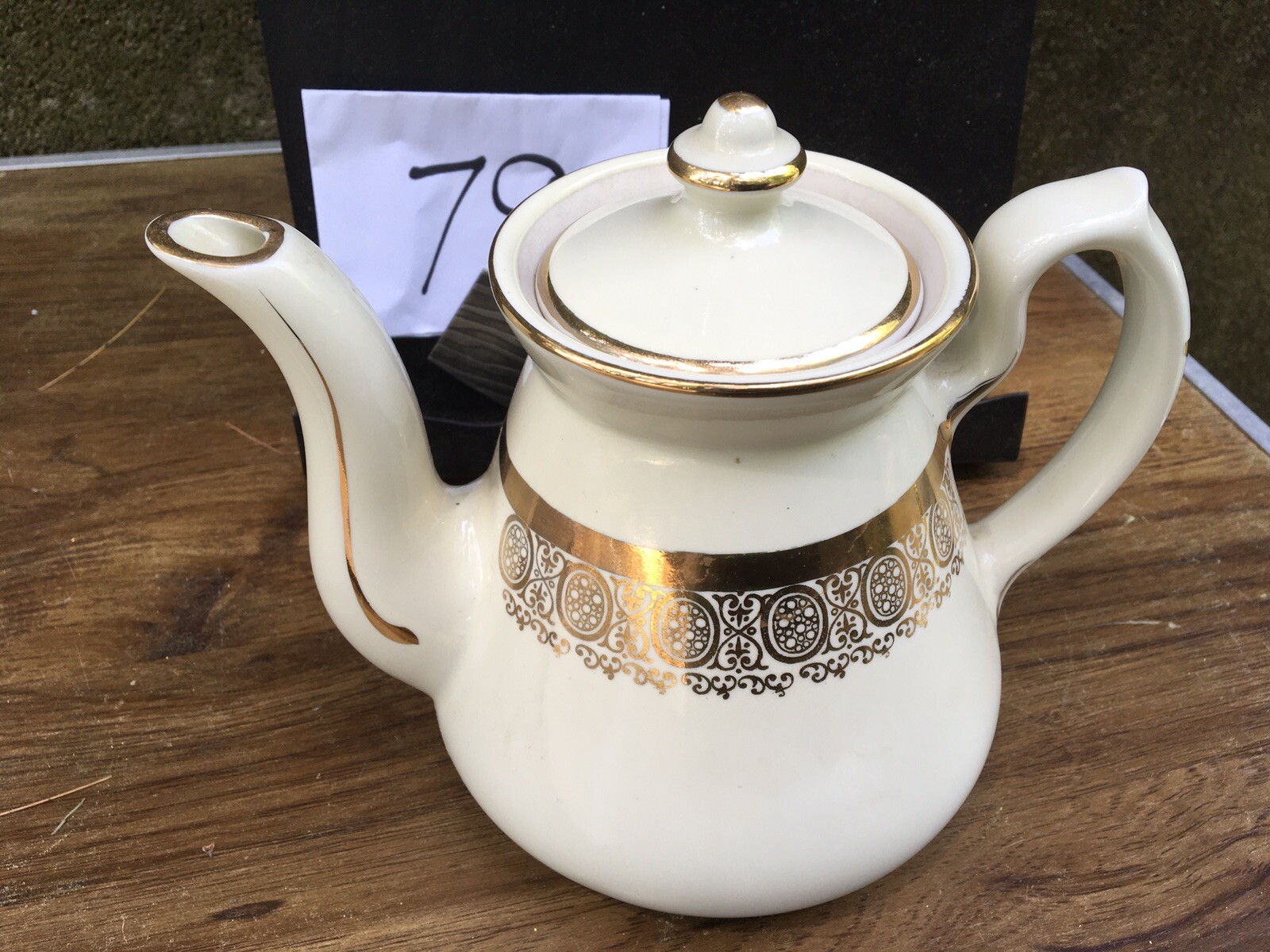 Vintage  Hall Gold Trimmed Teapot 6 Cup  078 Retired  79