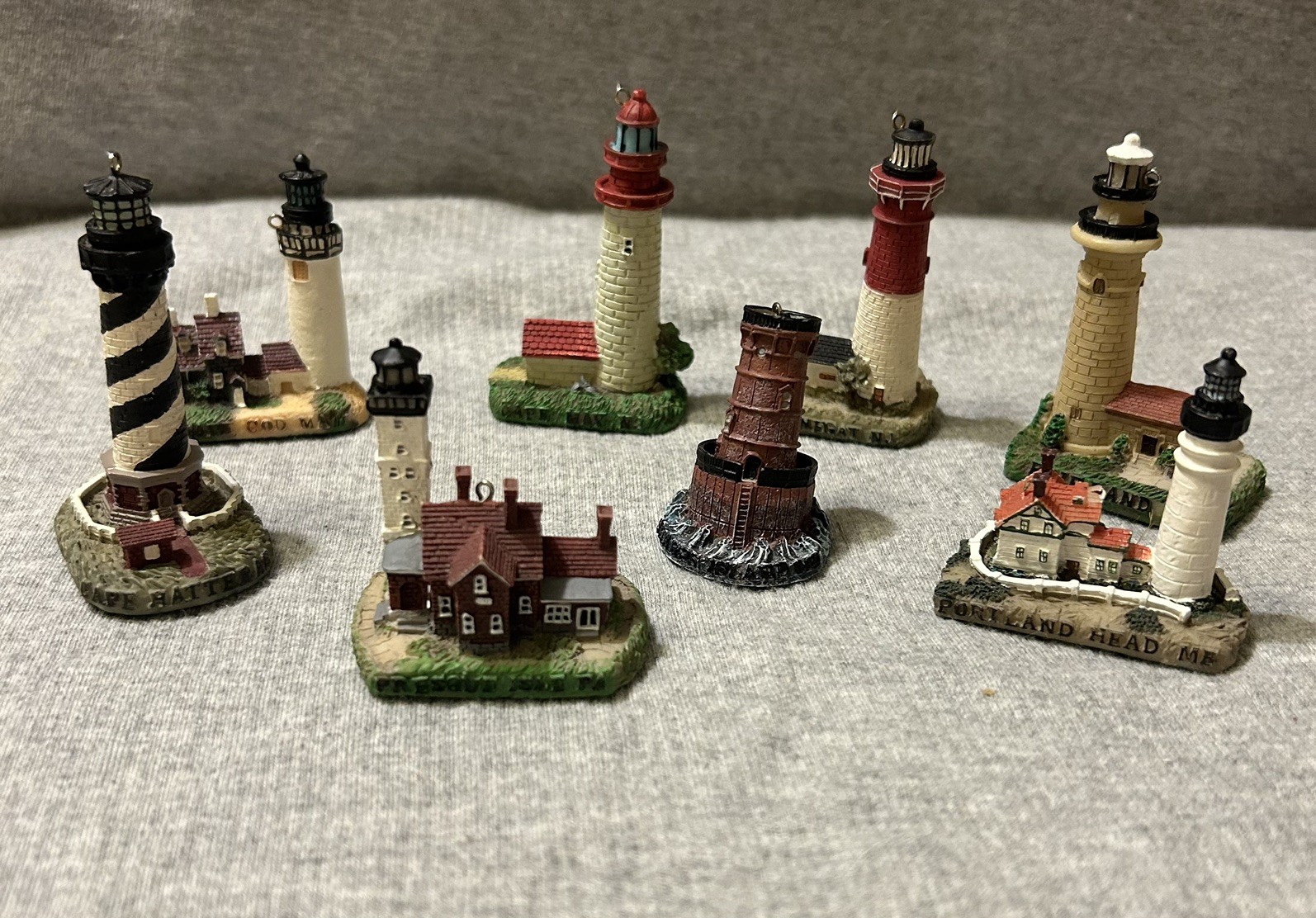 Lot 8 Light House Replicas By Scaasis Originals Inc