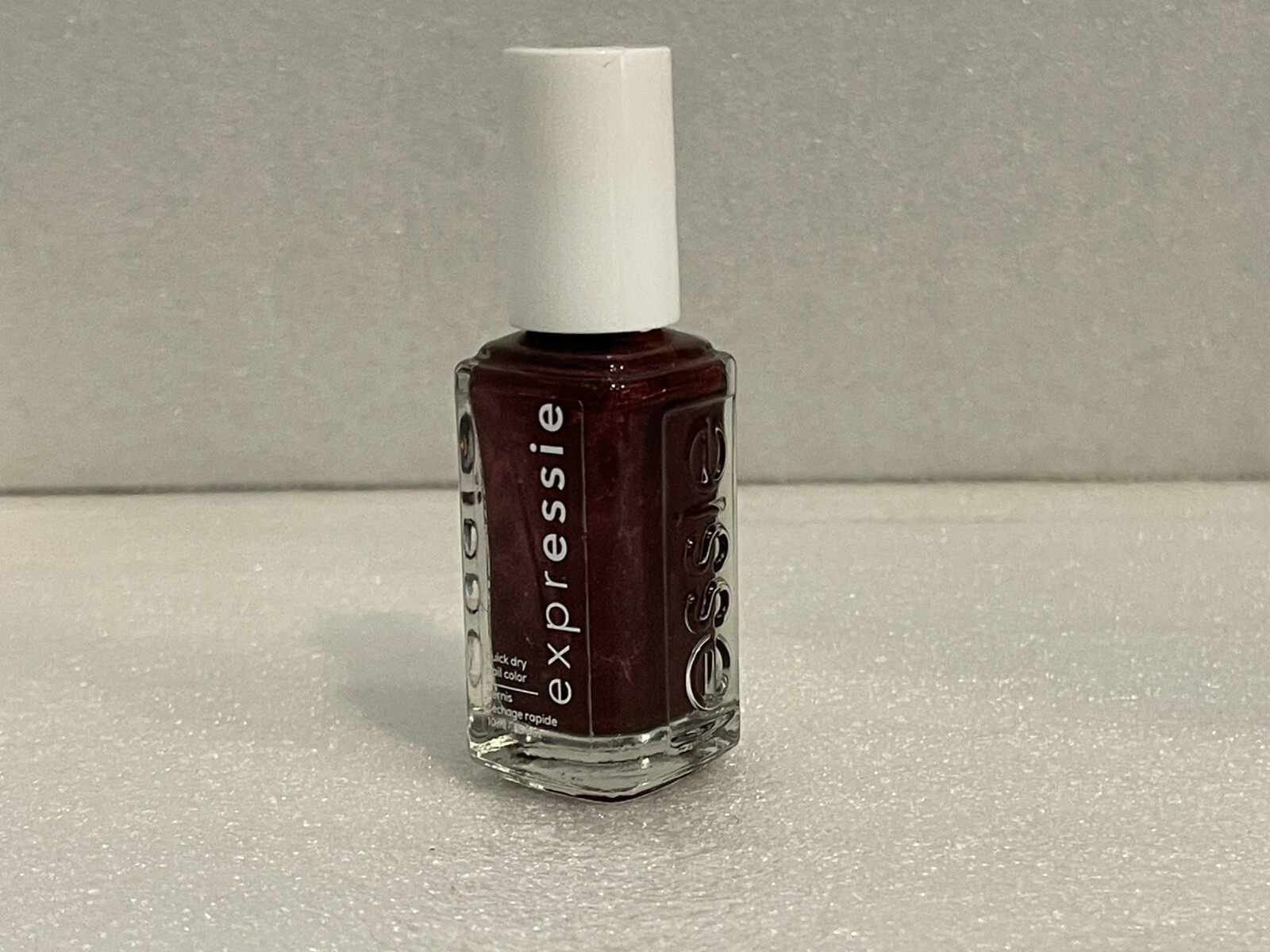 Essie Nail Polish Lacquer #260 
