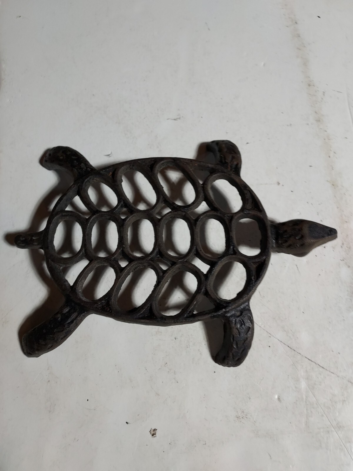 Vintage V.G INC Cast Iron Ornate Turtle Trivet Pot Holder