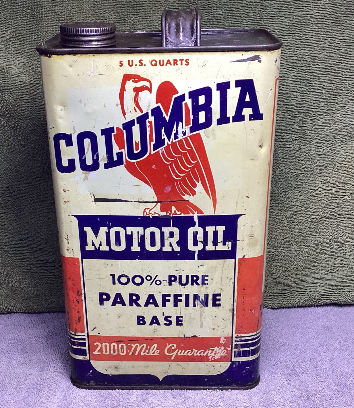 VTG. COLUMBIA MOTOR OIL 5 QT. CAN EMPTY