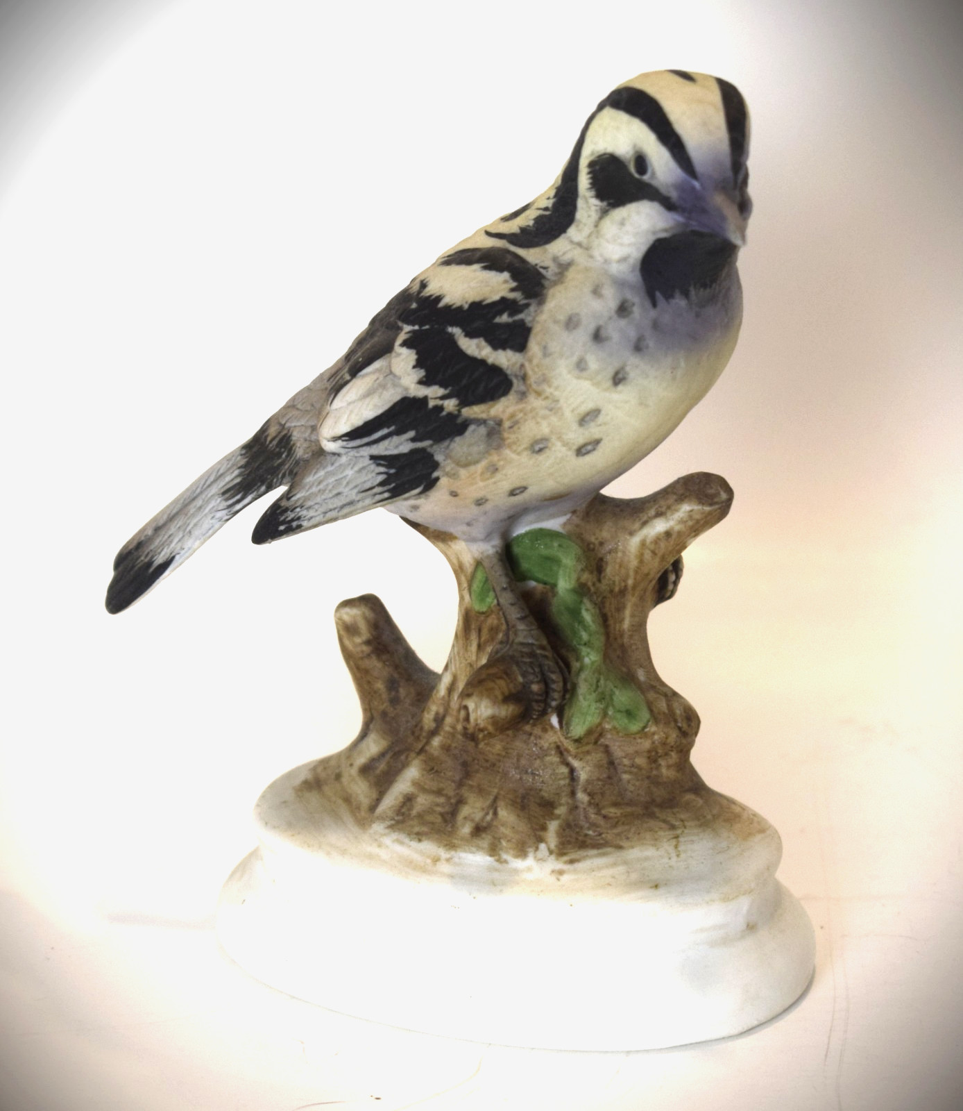 Vintage Lefton China Warbler Bird Figurine KW4206 Hand Painted Porcelain Japan Vintage Lefton China Warbler Bird Figurine KW4206 Hand Painted Porcelain Japan
