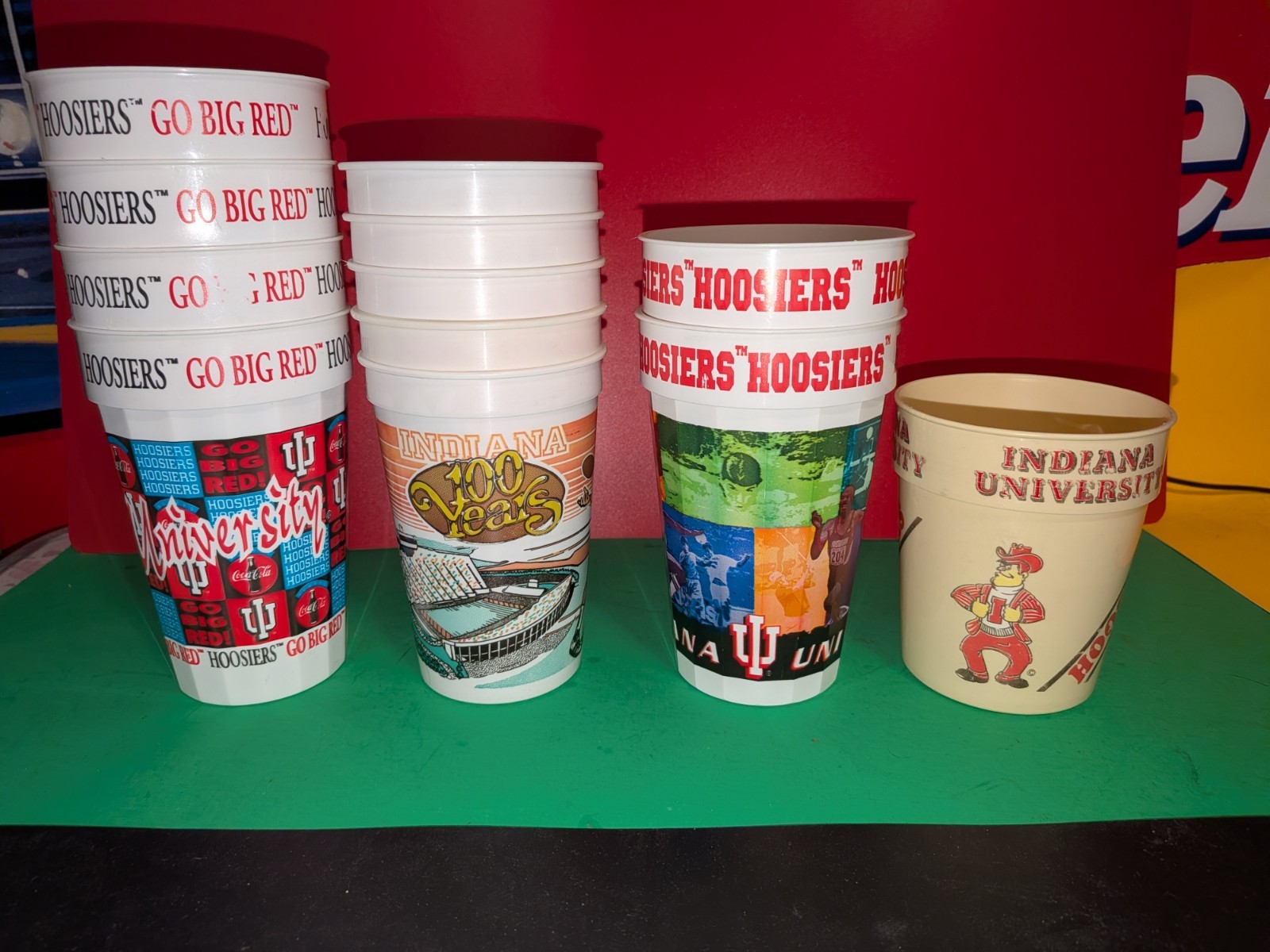 Vintage 70\'s/80\'s U of Indiana Plastic cups 12 LOT