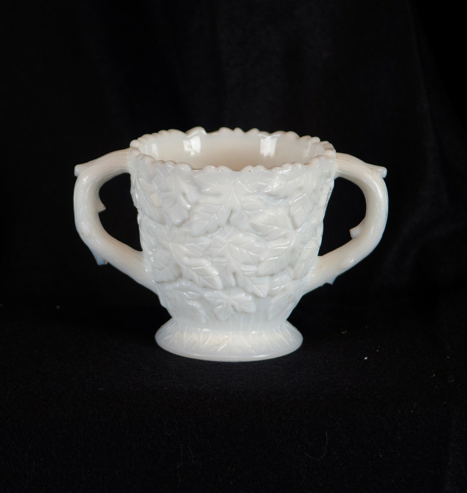 Westmoreland Bramble Milk Glass Sugar Bowl Westmoreland Bramble Milk Glass Sugar Bowl