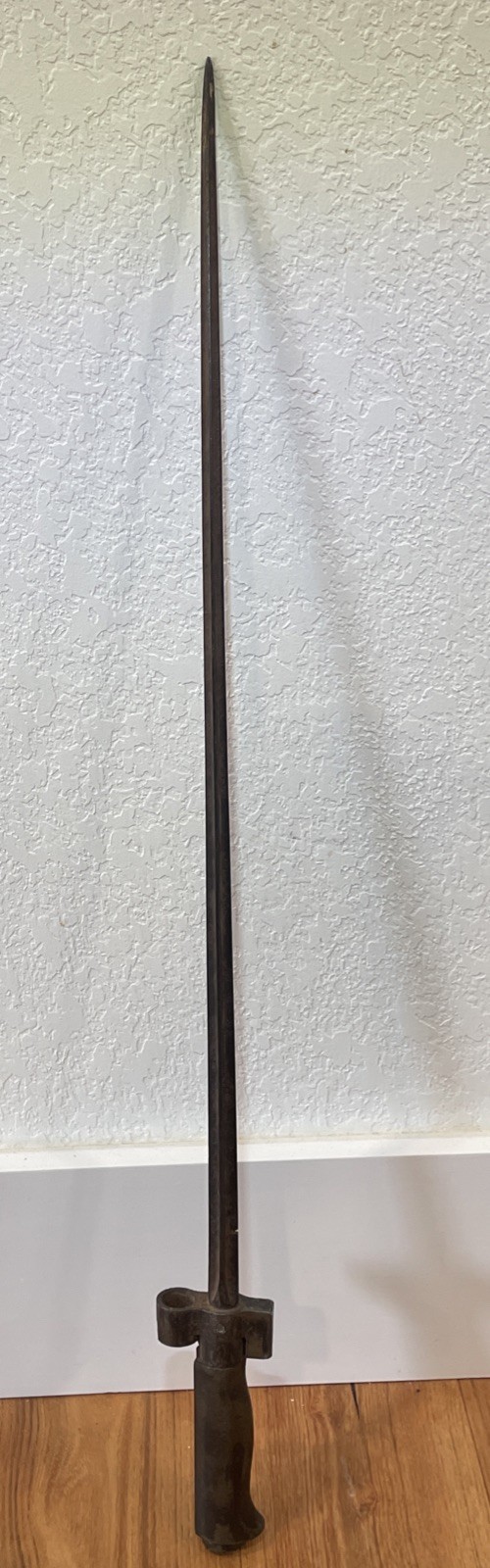 Authentic WW1 French M1886 Lebel Bayonet “ROSALIE” No Scabbard— Antique Authentic WW1 French M1886 Lebel Bayonet “ROSALIE” No Scabbard— Antique