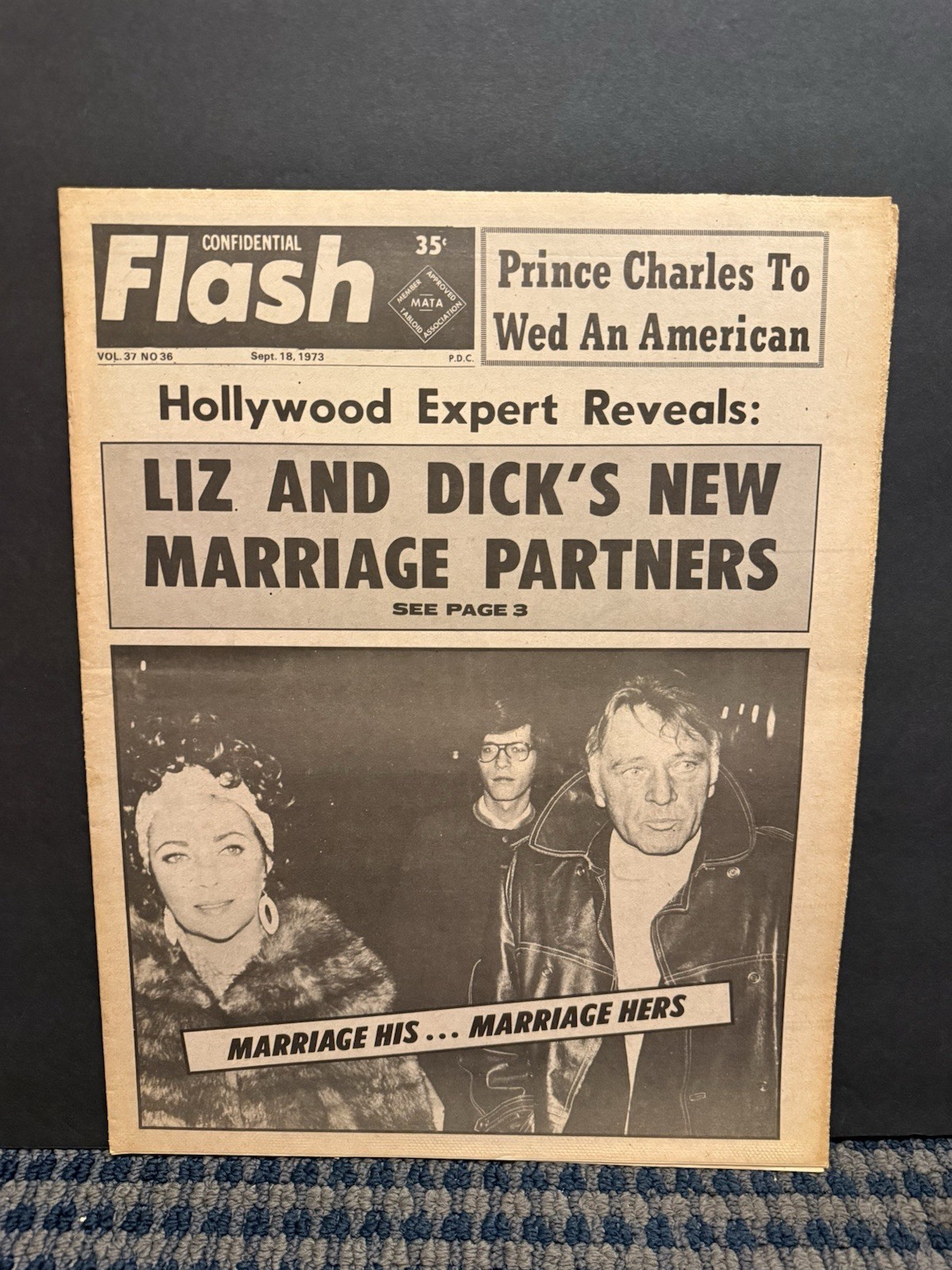 1973 Sept 18th Confidential Flash Newspaper, Liz Taylor, Richard Burton (VRN10B