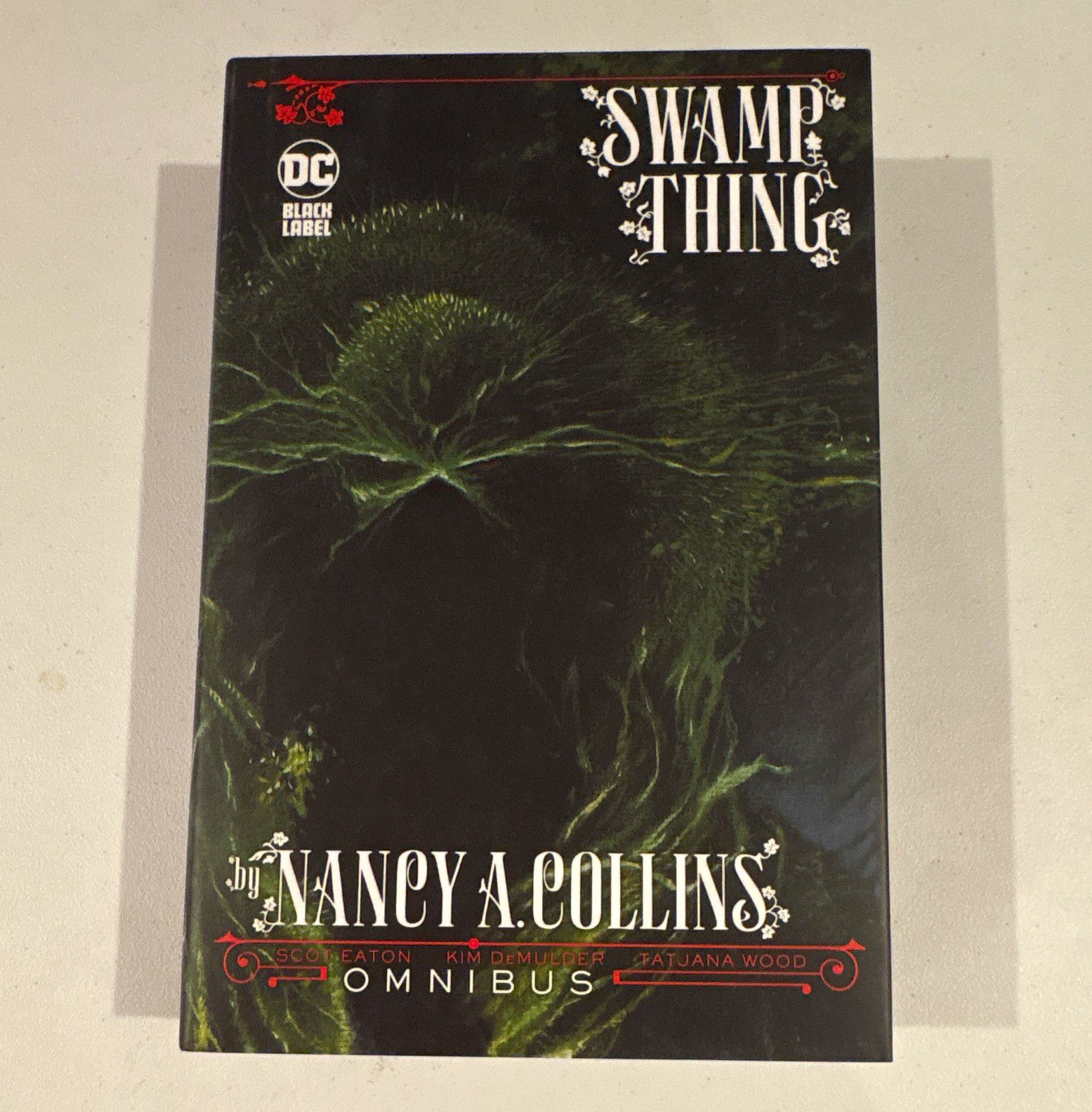 DC Swamp Thing by Nancy A. Collins Omnibus HC (2020) - 1st Printing - New