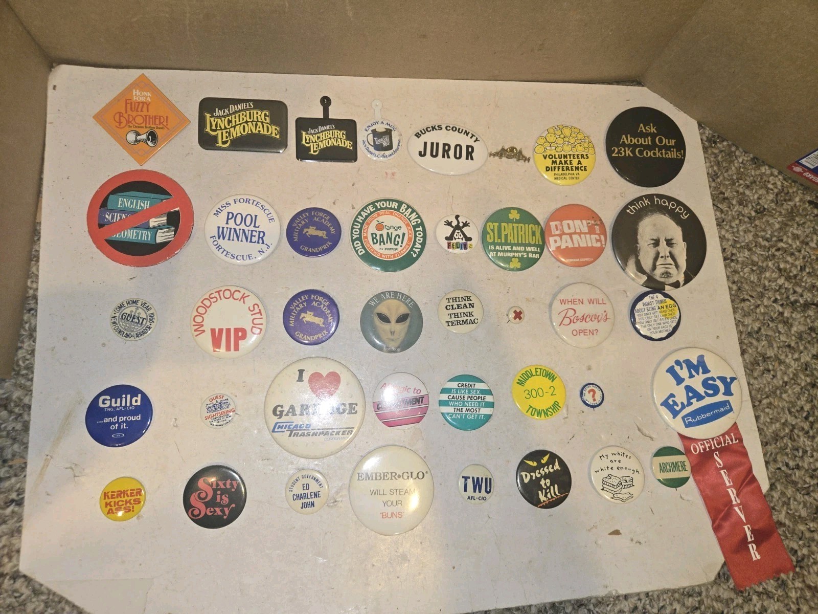 40 Vintage 70s/80s Metal Pin Back Pinback Button Pins,Buttons,Pinbacks,Daniels