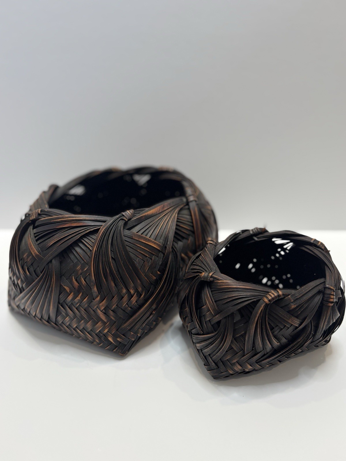 VINTAGE bamboo ikebana Japanese woven baskets. Set of two