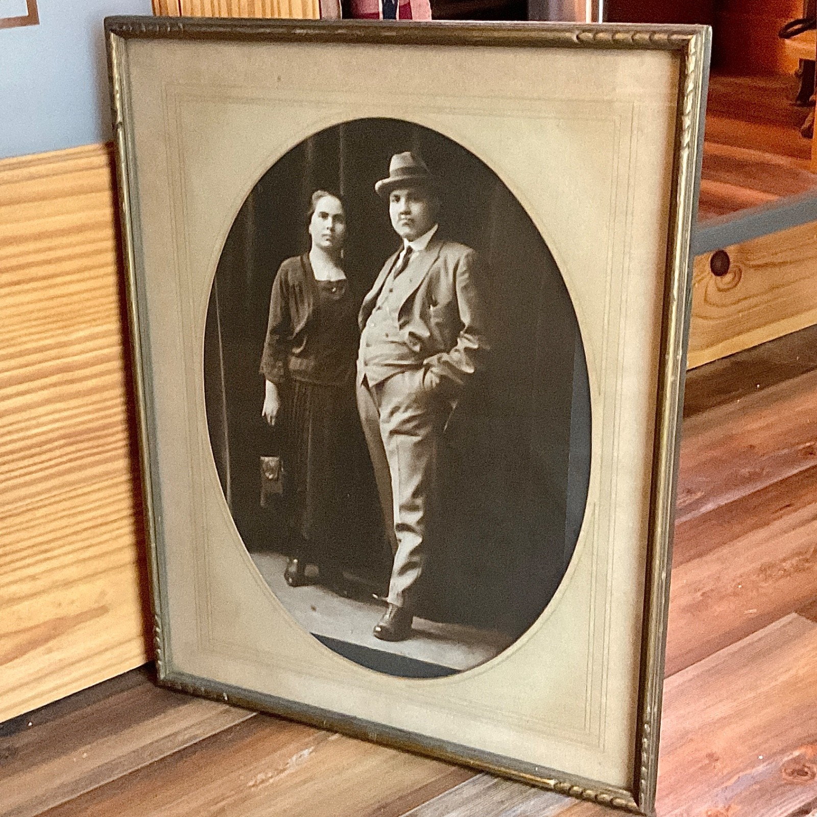 Antique 1920 New York City Couple Studio Portrait Large Framed Photo 18x14 NYC Antique 1920 New York City Couple Studio Portrait Large Framed Photo 18x14 NYC