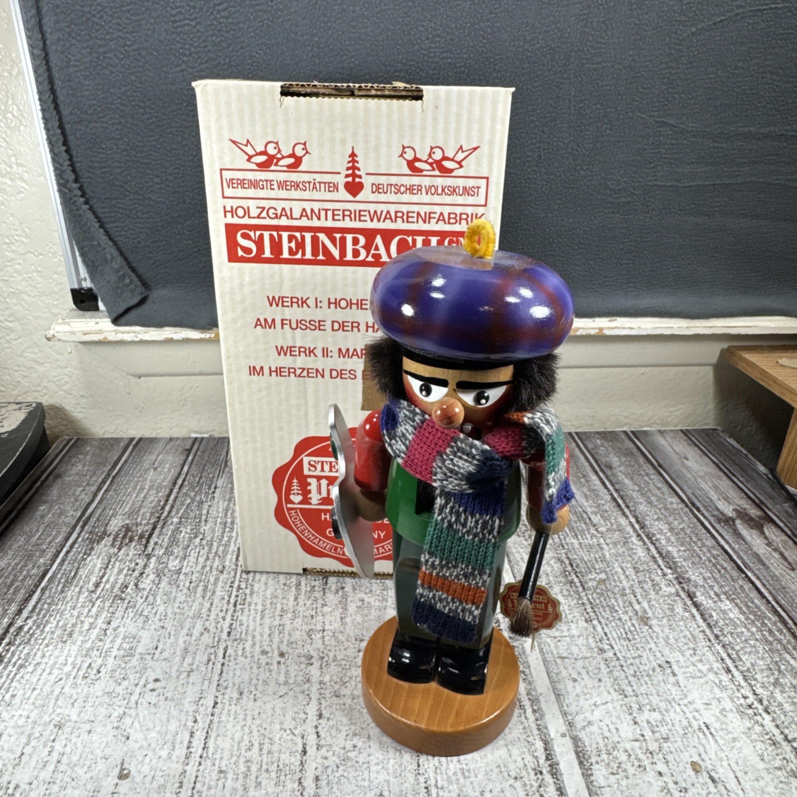 Steinbach - Chubby Nutcracker - Artist Painter S1333 Made in Germany