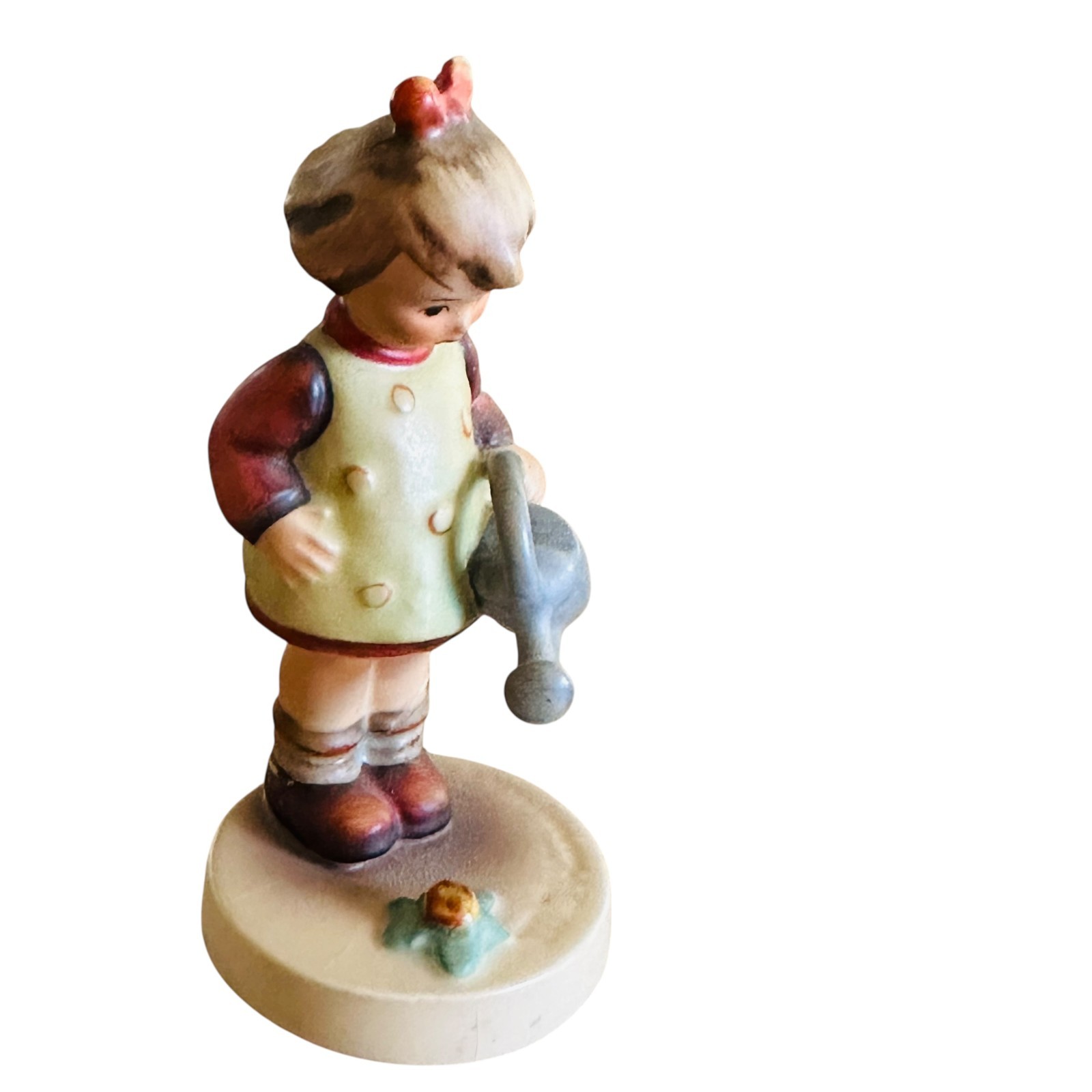 vtg Hummel Goebel Figurine Little Gardener  4.5