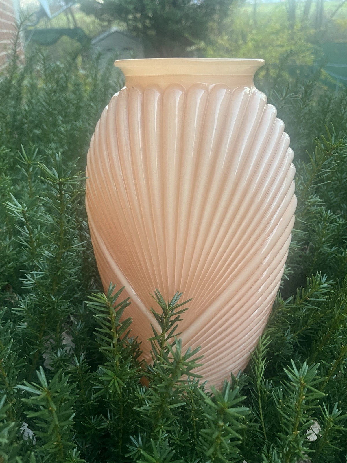 Vtg 1980's Anchor Hocking Peach Salmon Ribbed Glass Vase 12.5 Vtg 1980's Anchor Hocking Peach Salmon Ribbed Glass Vase 12.5