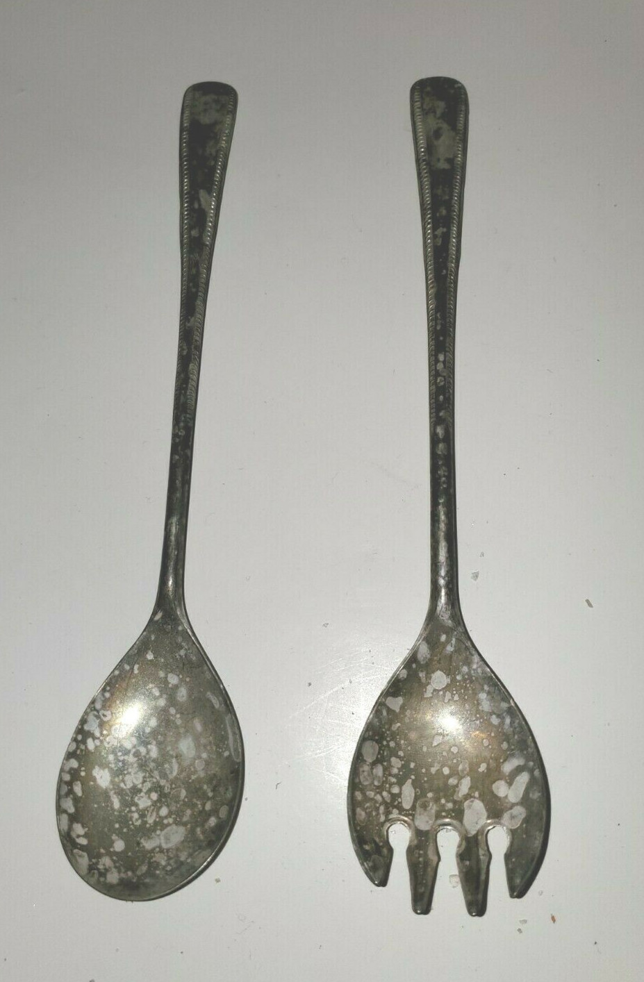 VINTAGE 1980'S SILVERPLATE SALAD SERVER 9.5