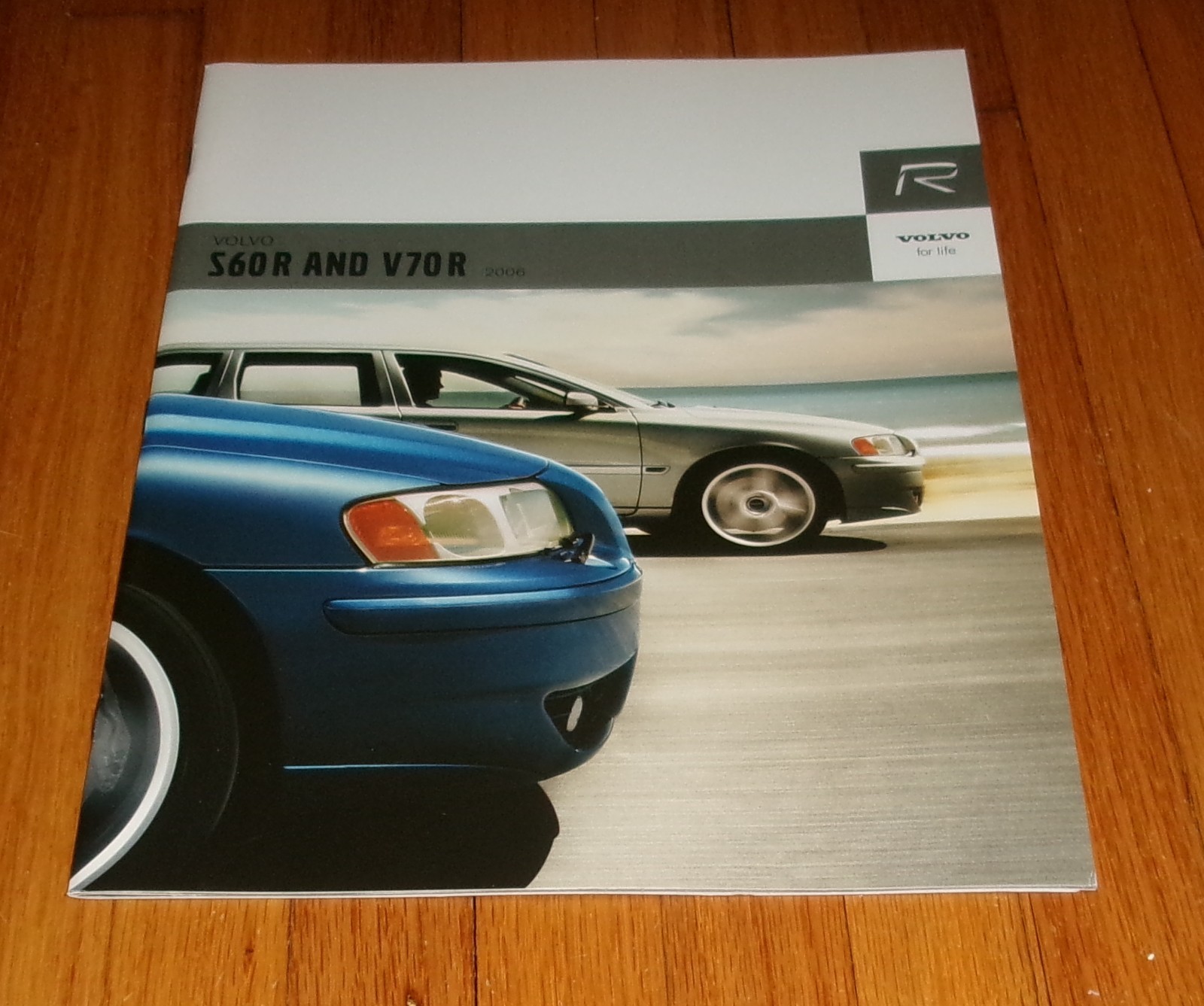 Original 2006 Volvo S60 R & V70 R Deluxe Sales Brochure Catalog