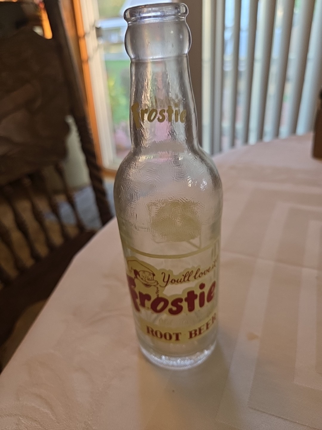 Vintage 1939 Frostie Old Fashon Root Beer \