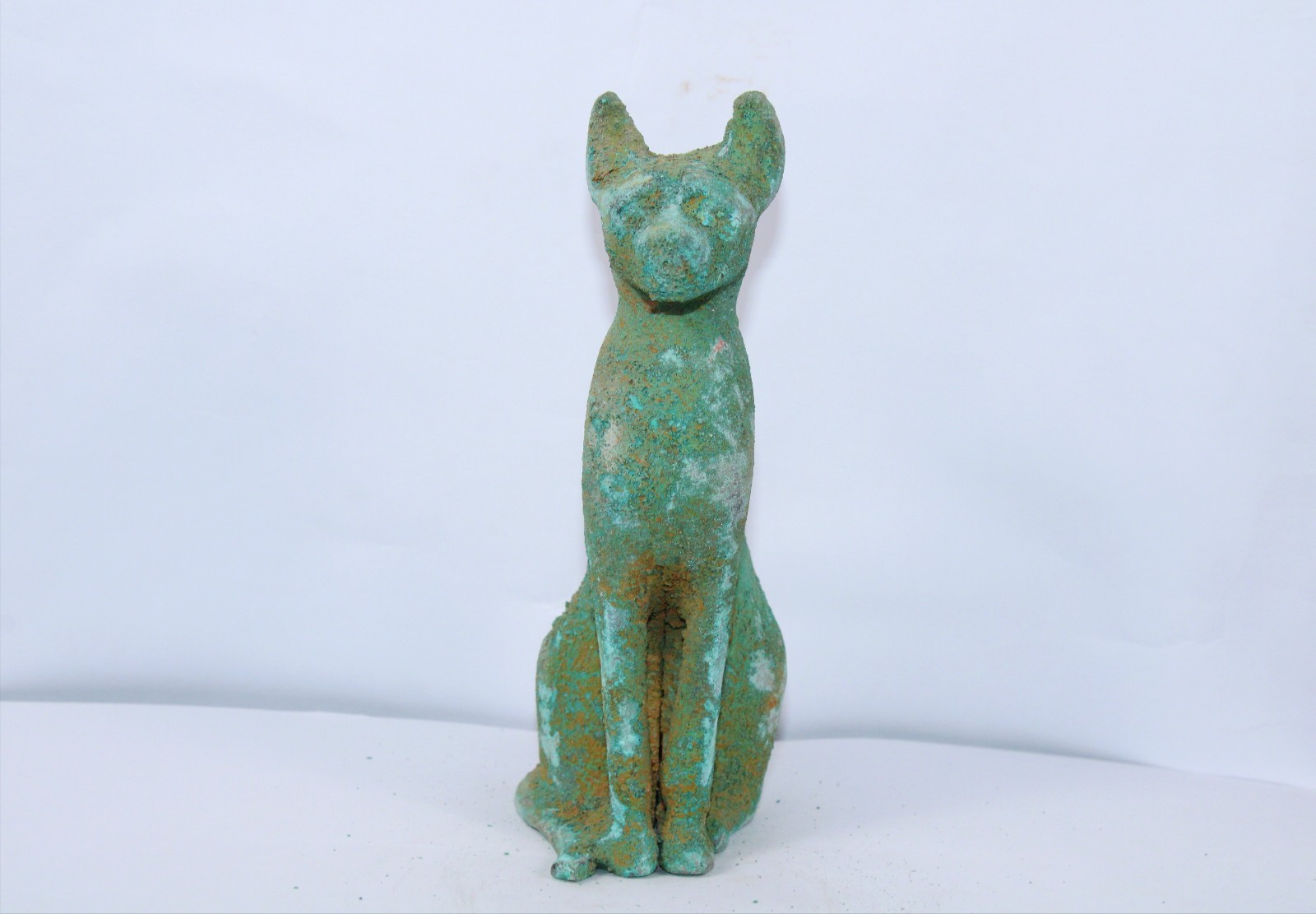 Ancient Egyptian Antique Pharaonic Bronze Statue of Bastet BC
