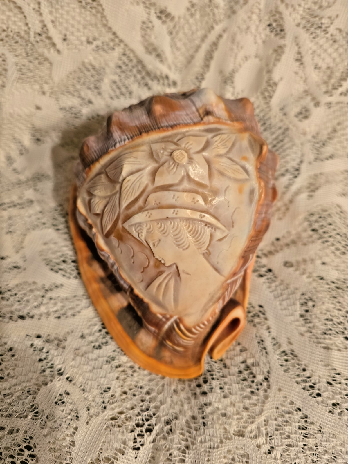 Vintage Hand Carved Italian Cameo Shell Portrait Of Beautiful Woman Floral Motif