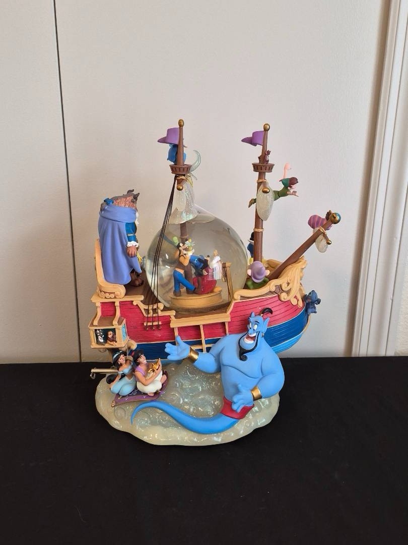 World of Disney Magical Gathering Ship A Whole New World Musical Snow Globe Tags