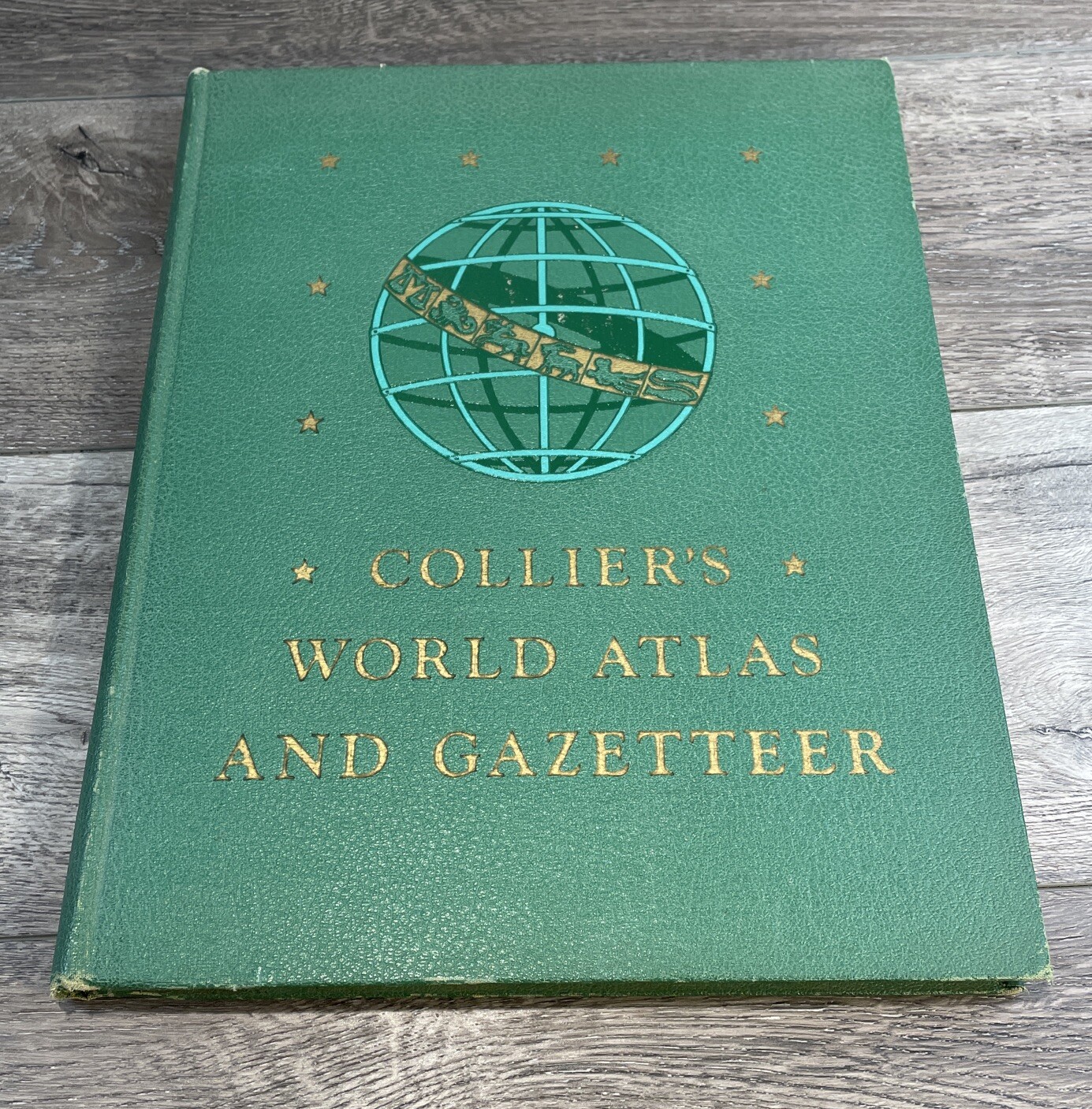Collier\'s World Atlas And Gazetteer 1947. Hardcover 11.5x14 Inch Vintage
