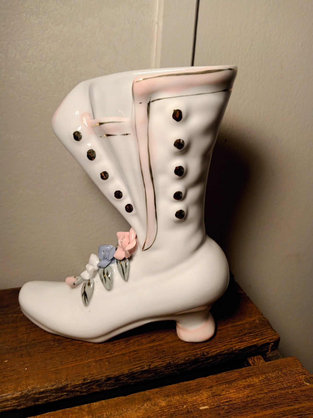 Vtg Lefton Porcelain Victorian Boot Figurine, Gold Buttons, Applied Flowers Vtg Lefton Porcelain Victorian Boot Figurine, Gold Buttons, Applied Flowers