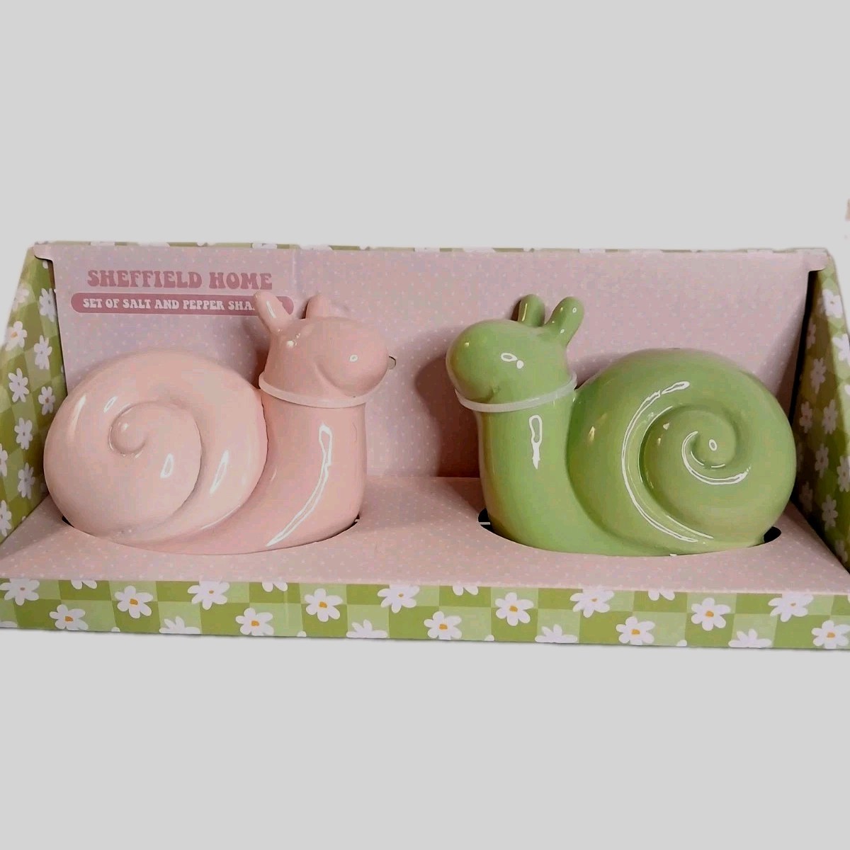 Rare NiP Sheffield Home Snail Salt And Pepper Shakers Pastel Mod Kitsch Garden 