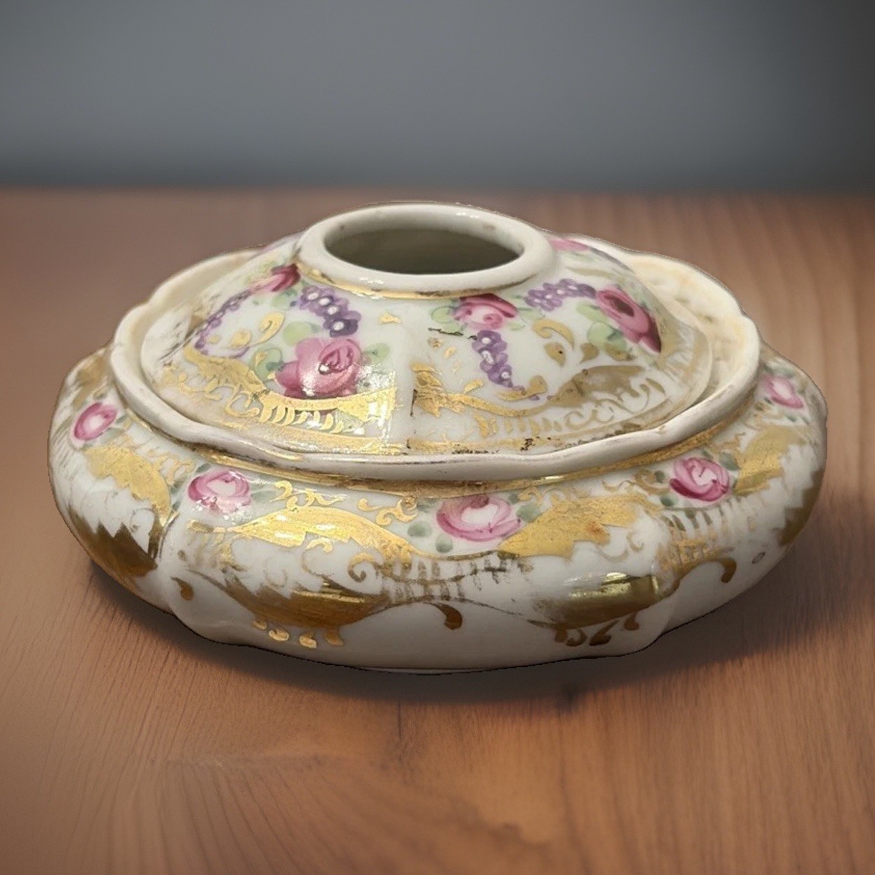 Antique Porcelain Hair Receiver Hand Painted floral, Roses Gilt Victorian Vanity Antique Porcelain Hair Receiver Hand Painted floral, Roses Gilt Victorian Vanity