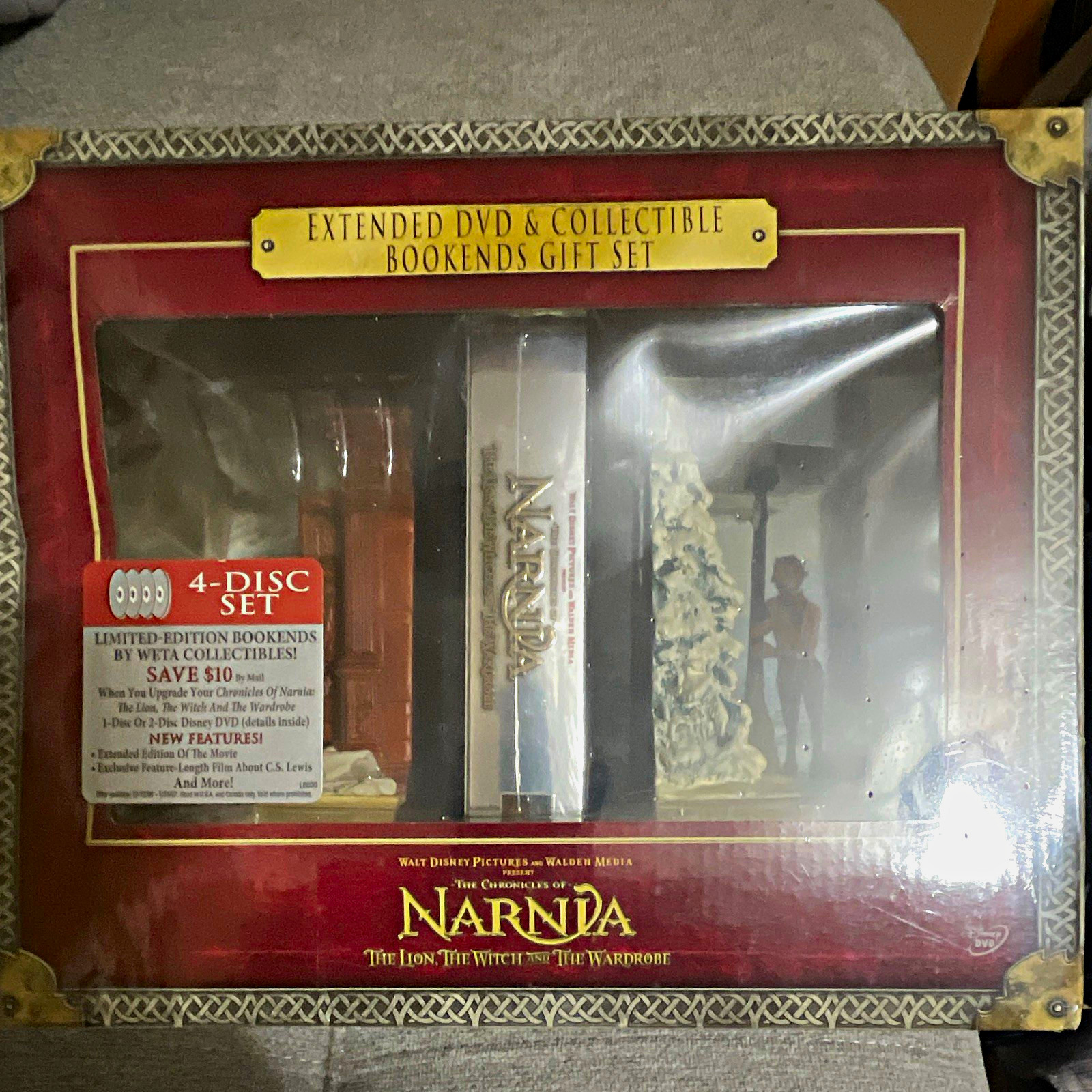 Weta Collectibles Narnia Mr. Tumnus Resin Bookends Limited Edition Boxed DVD