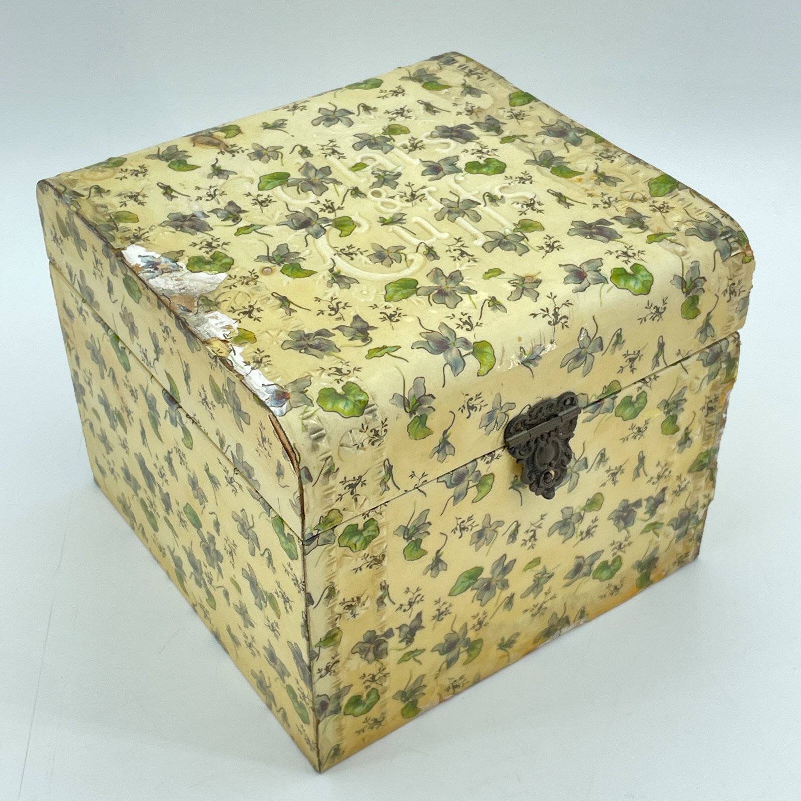 Vintage Victorian Collars & Cuffs Dresser Box Cream Floral Storage Case USA