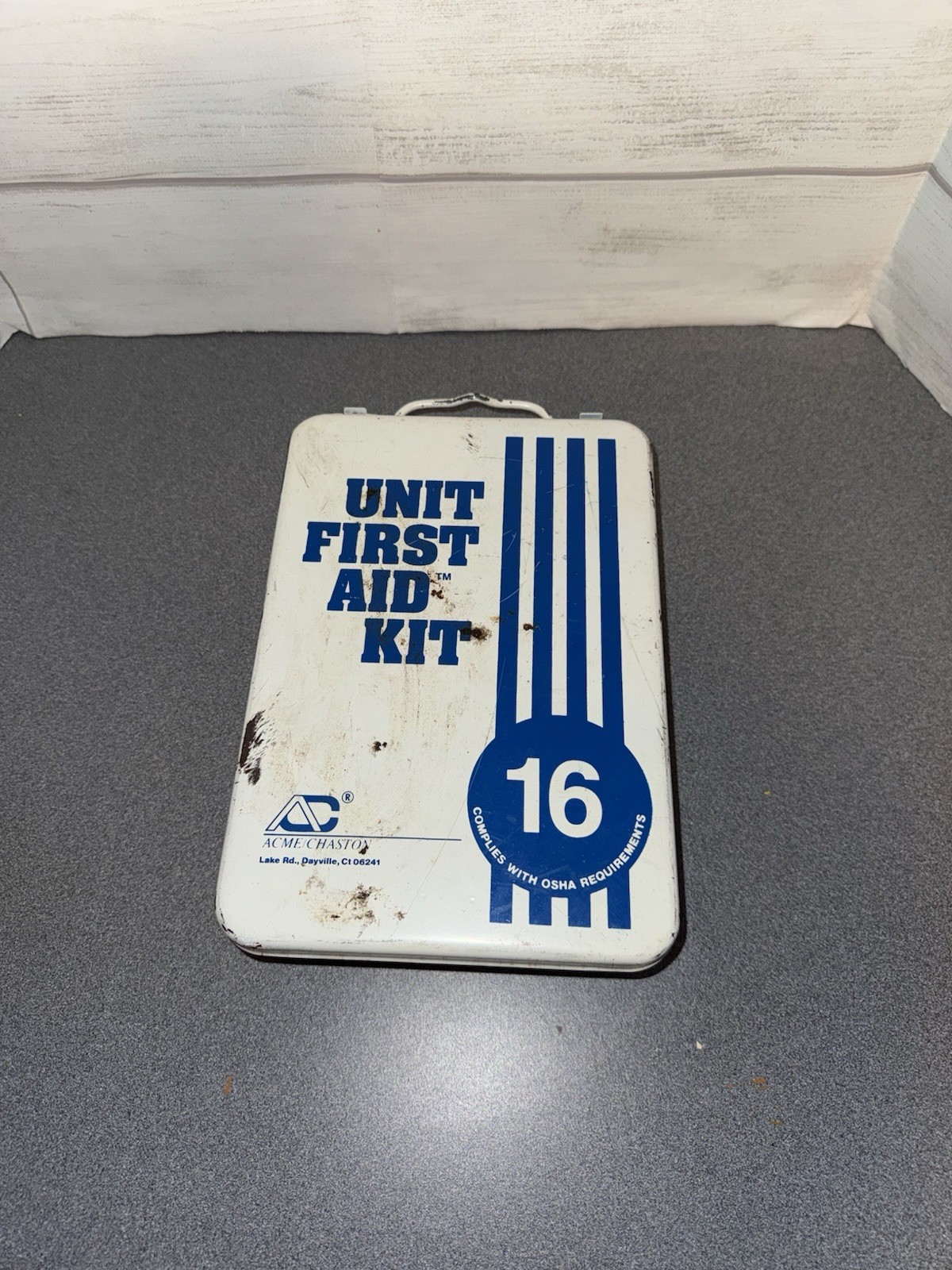 Vintage Unit First Aid Kit , Acme , Metal Box , USA