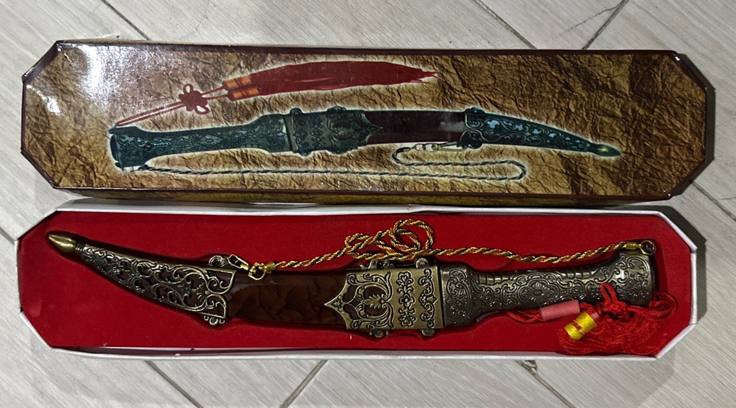 ASIAN/INDIA ORNATE DAGGER-CURVED-STEEL CHINESE BLADE (brand new) 