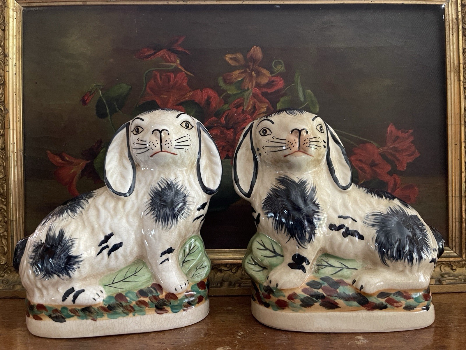 Pair Staffordshire Style 2 Bunny Rabbit Painted Figurines Statues Blue 6.5