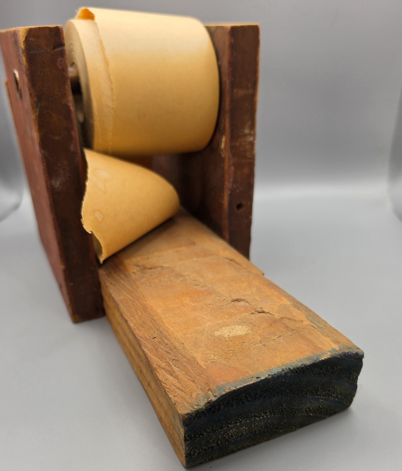 Vintage Wooden Sandpaper Roll Dispenser Cutter Lebanon IL Workshop Tool Vintage Wooden Sandpaper Roll Dispenser Cutter Lebanon IL Workshop Tool